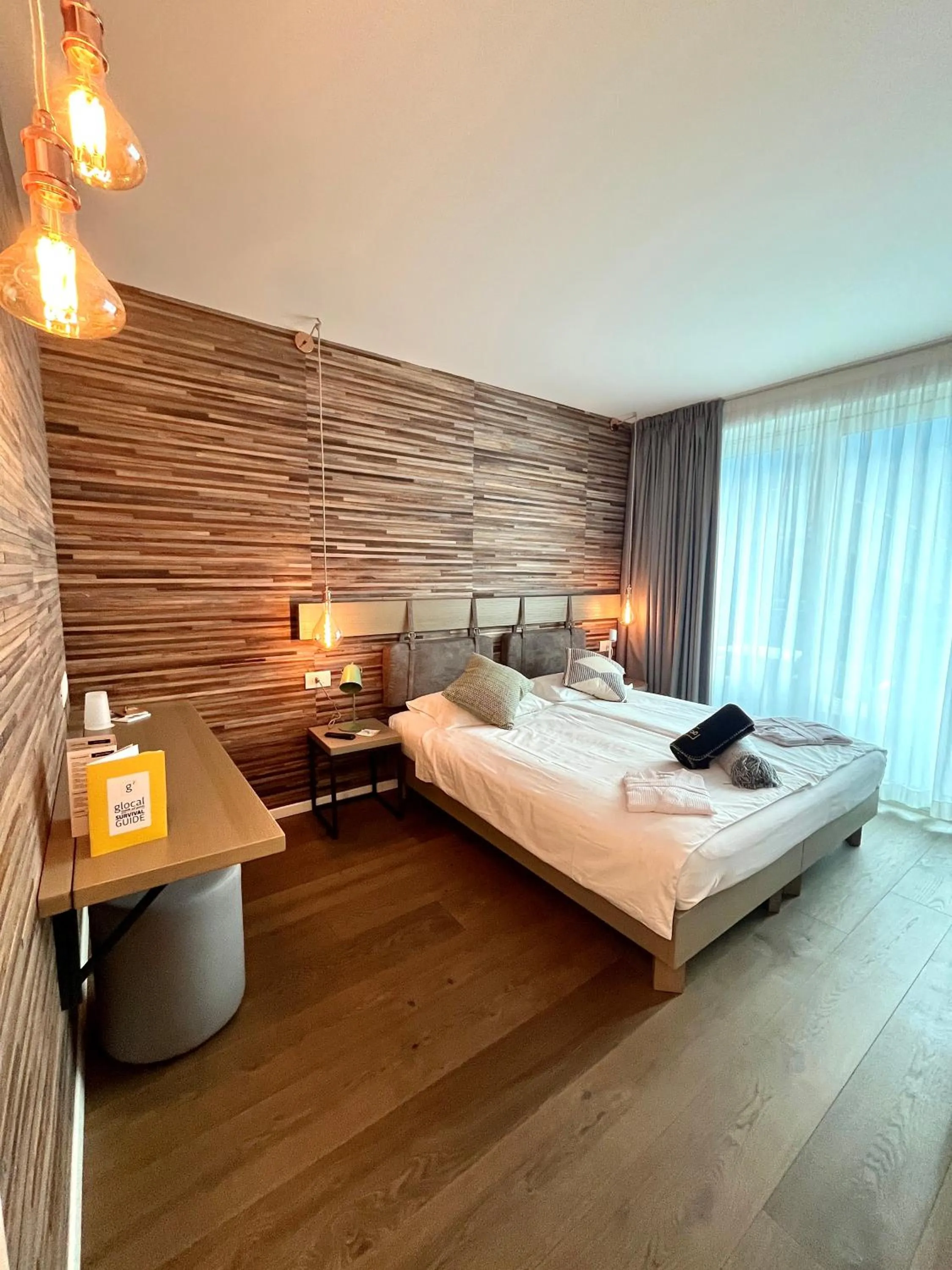 Bedroom, Bed in Glocal Torbole