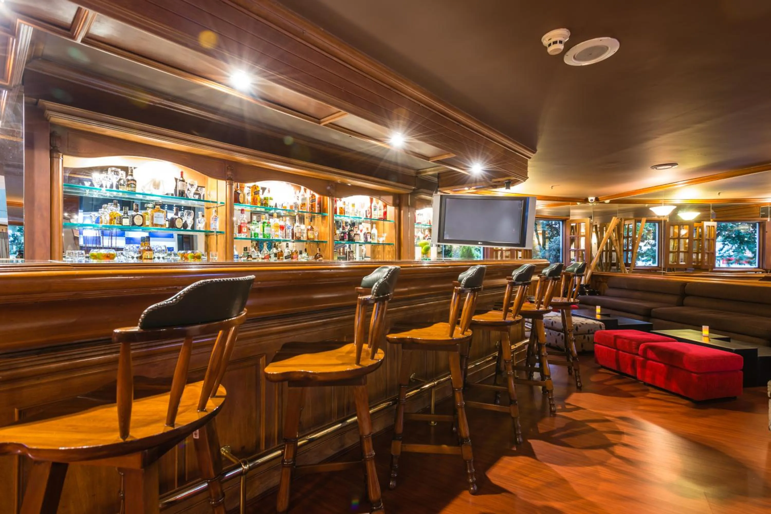 Lounge or bar in Hotel Bogotá Regency Usaquén