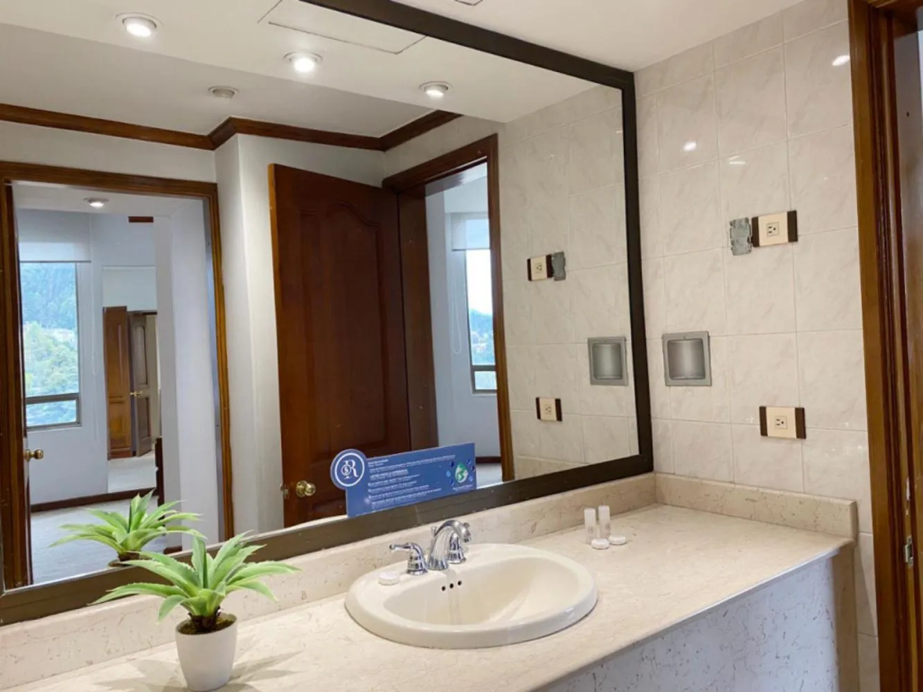 Bathroom in Hotel Bogotá Regency Usaquén
