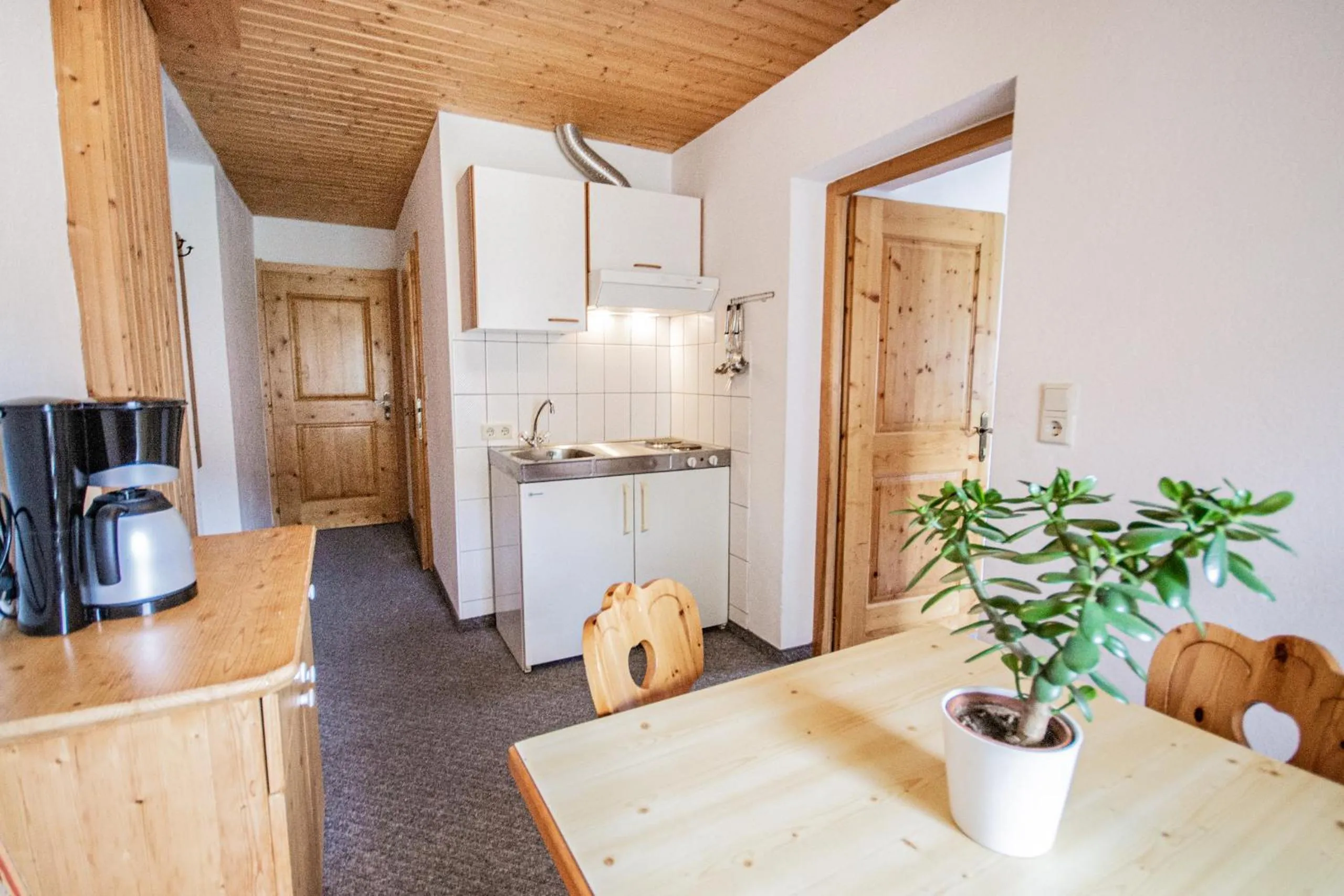 Coffee/tea facilities in Gasthof Schützenwirt