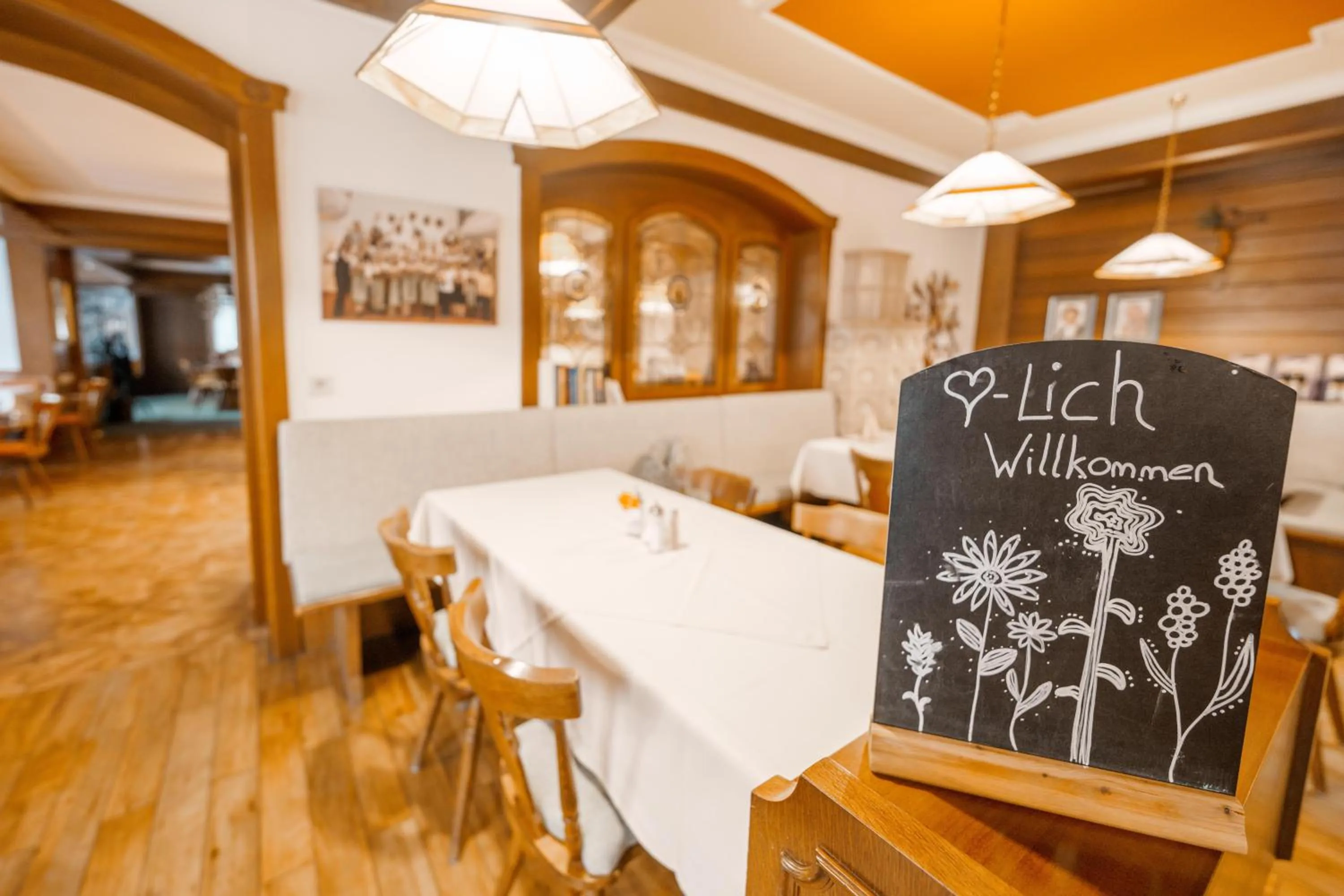 Restaurant/places to eat in Altötting City Apartments