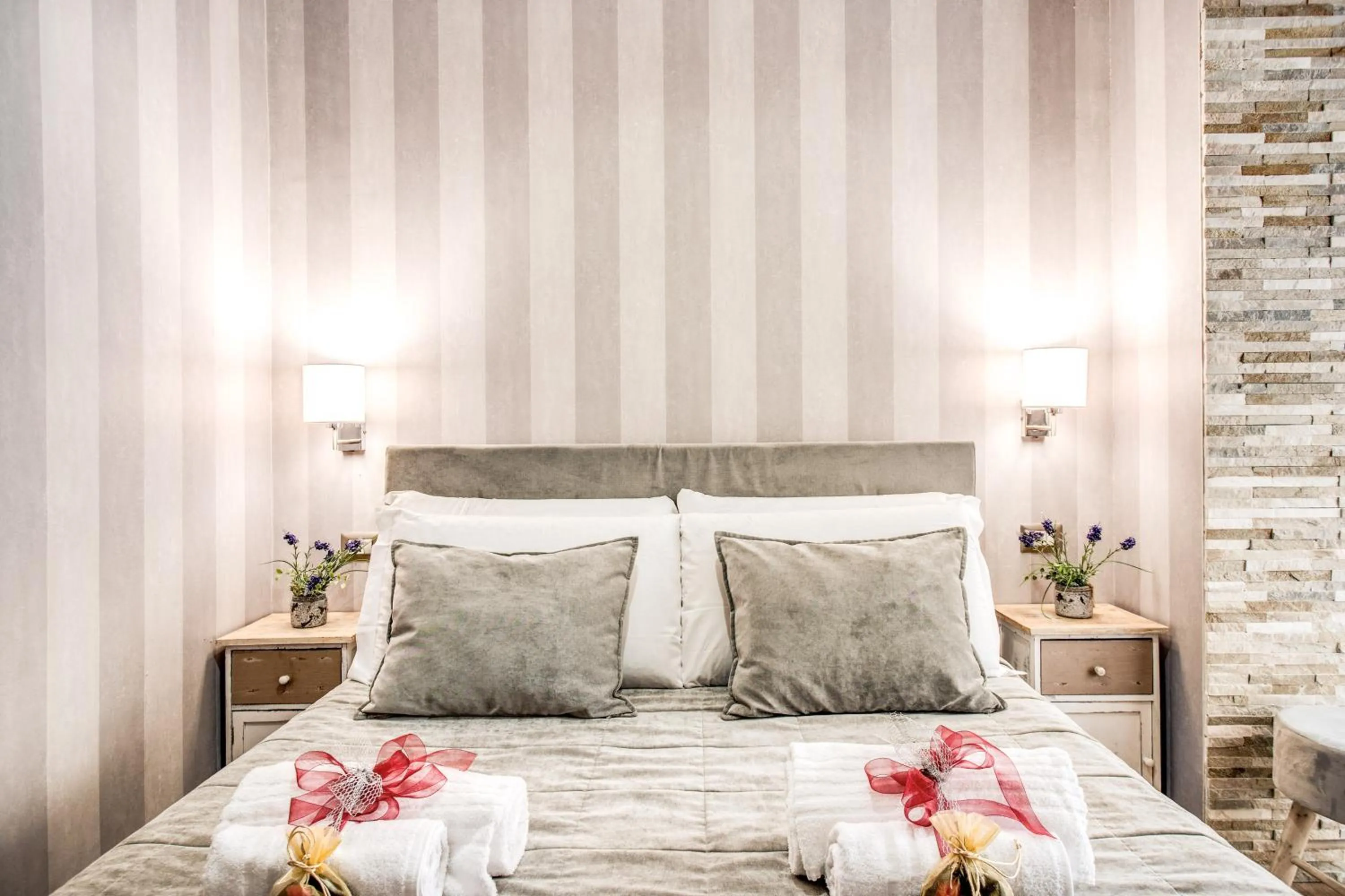 Photo of the whole room, Bed in Santamaggiore