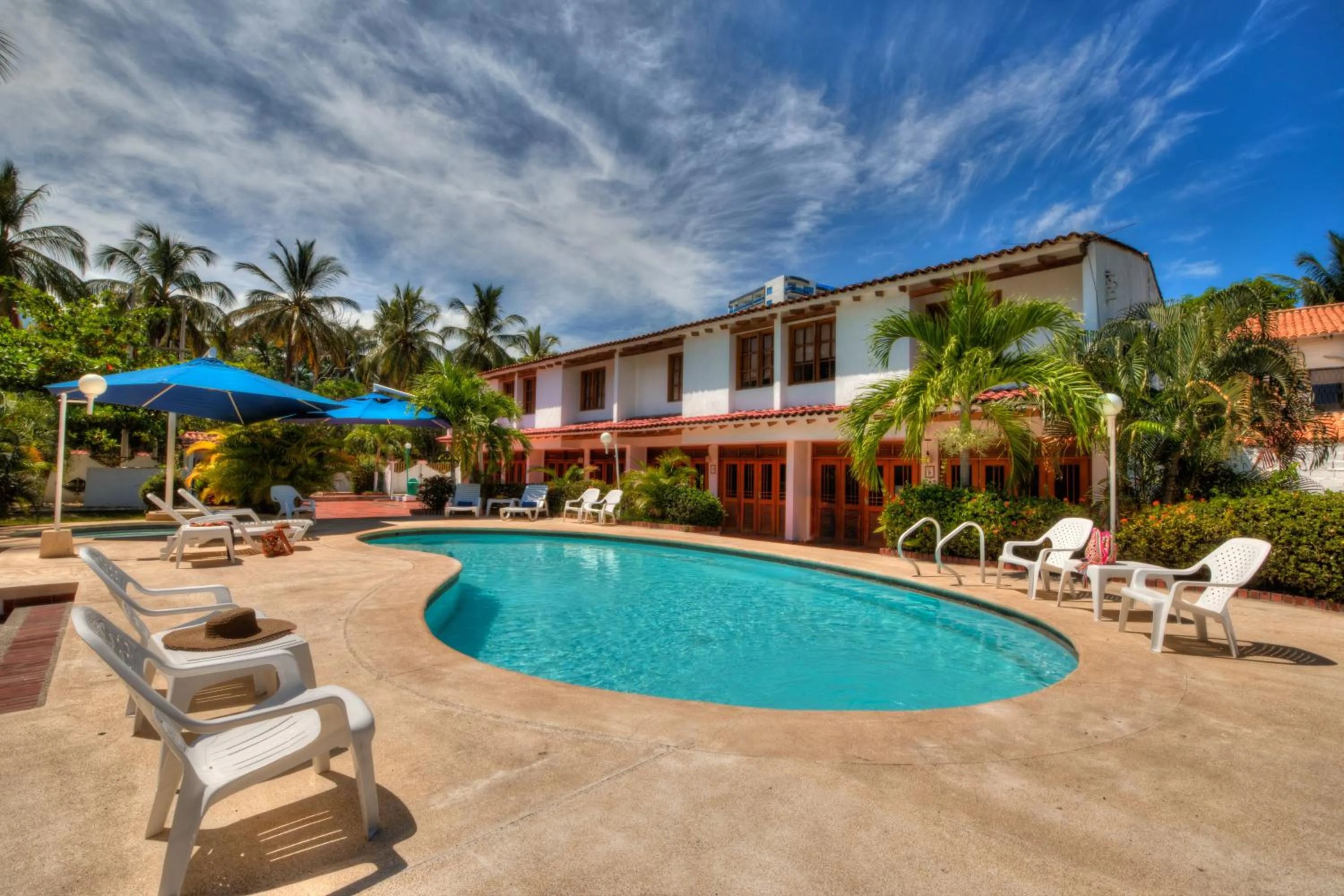 Pool view in Hotel Santorini Express y Cabañas