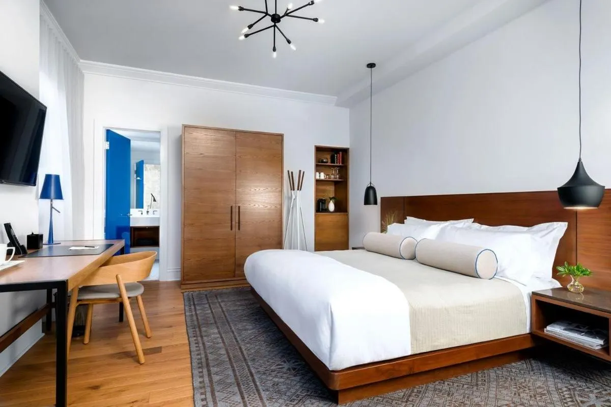 Bed in The Walper Hotel, part of JdV by Hyatt