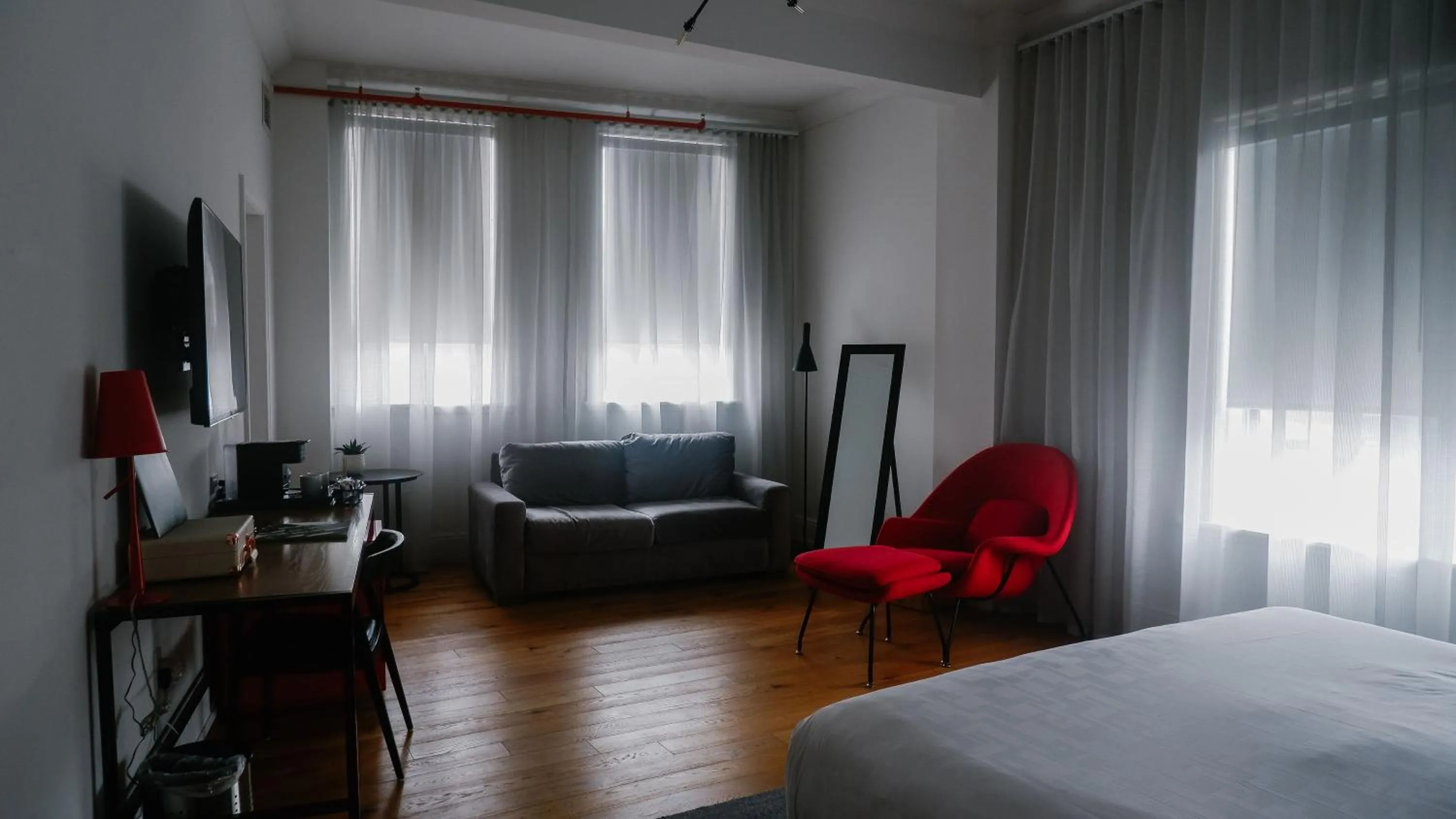 Bed in The Walper Hotel, part of JdV by Hyatt