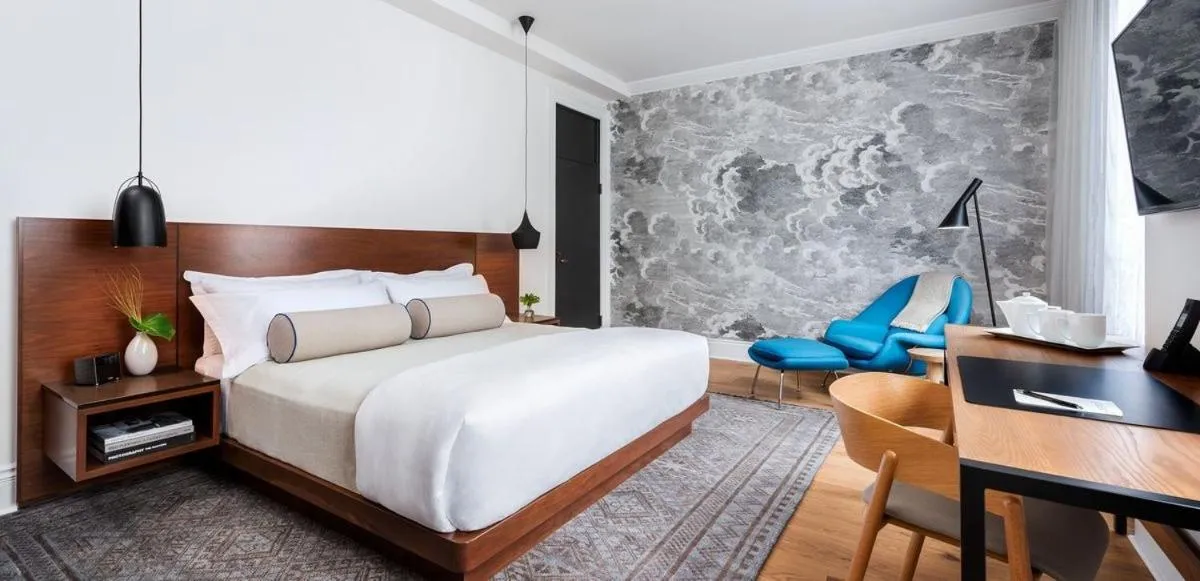 Bed in The Walper Hotel, part of JdV by Hyatt