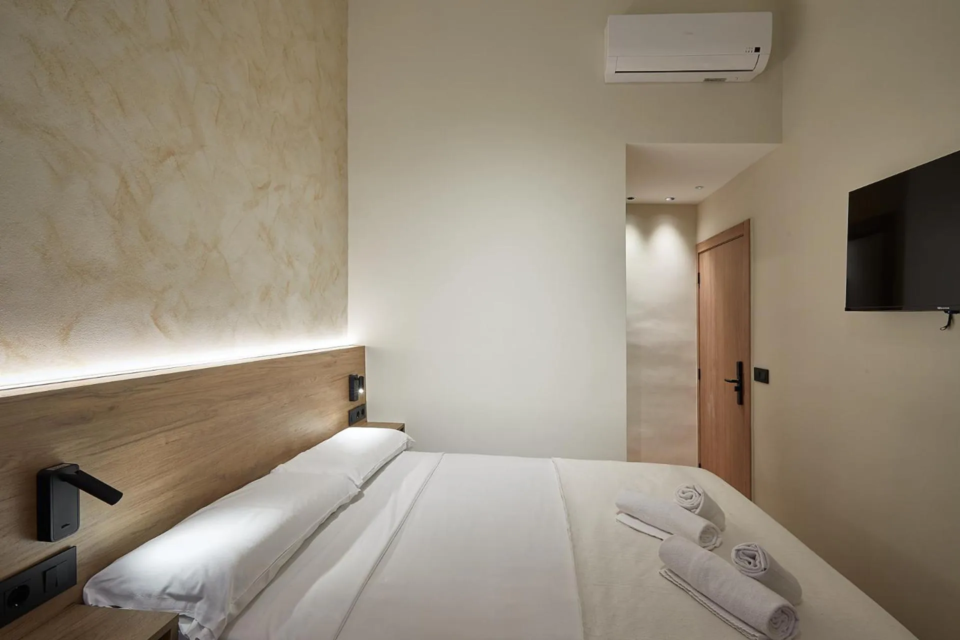 Bed in Ella Hostel Boqueria