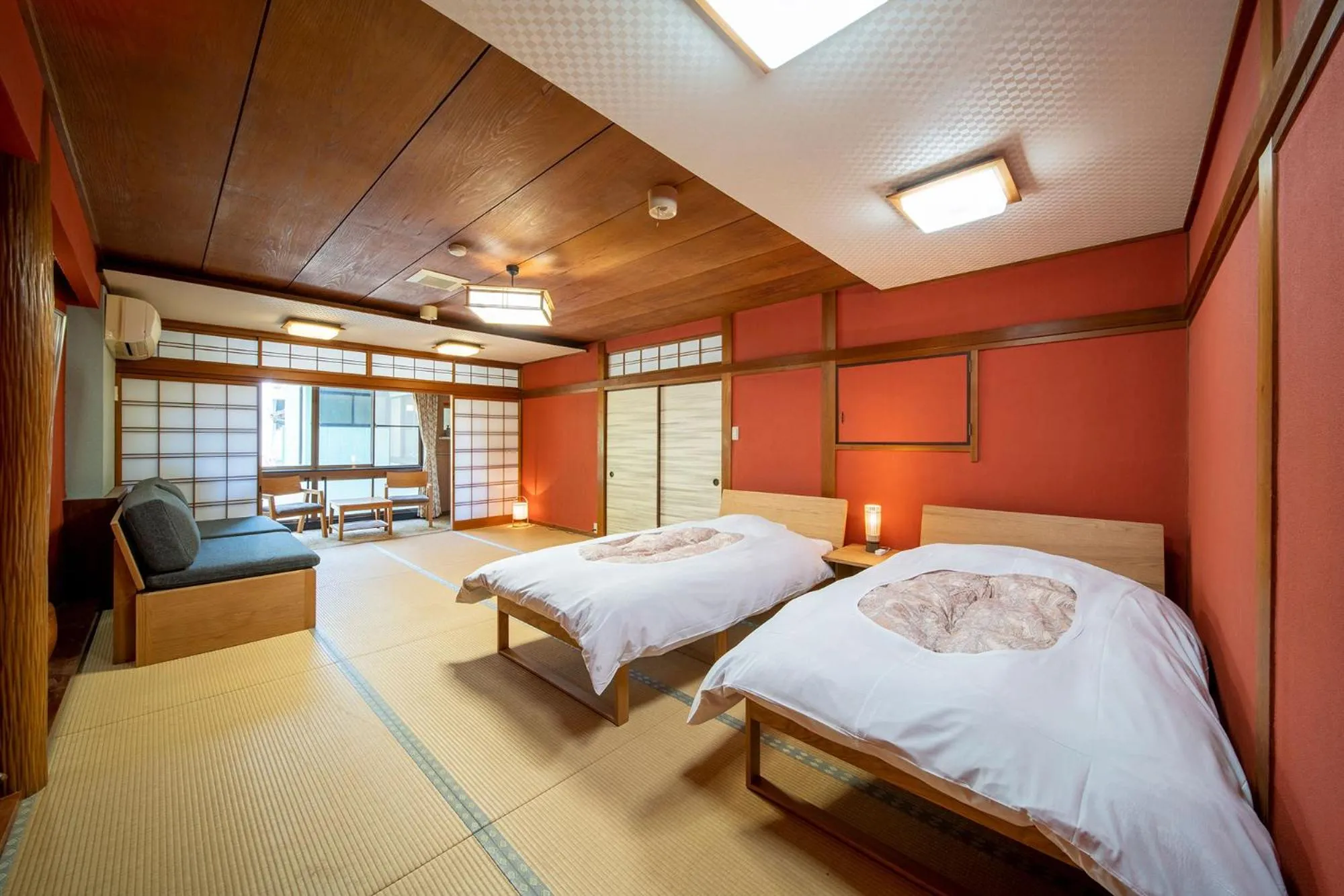 Quadruple Room with Shared Bathroom in Yanagiso