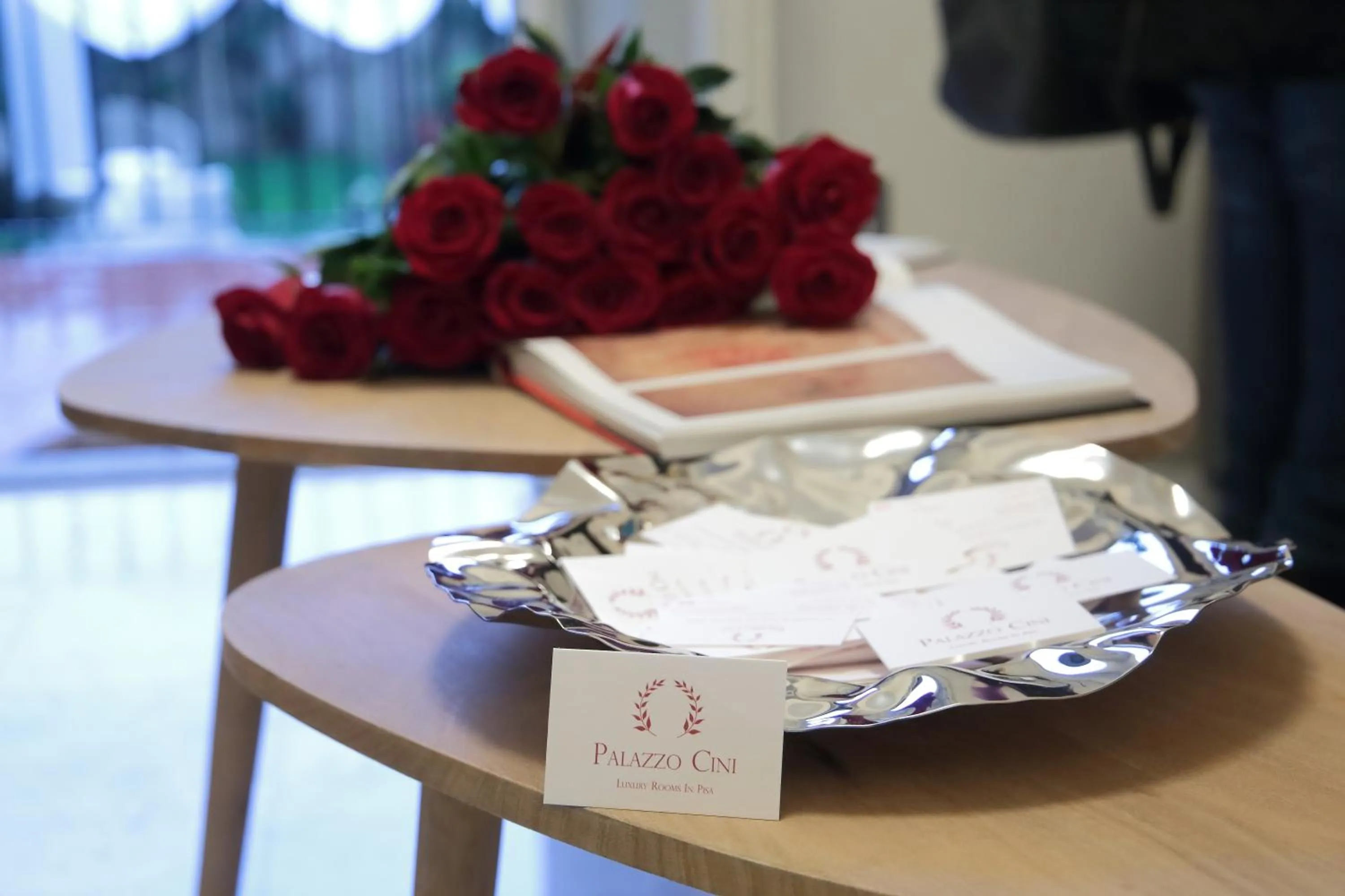 Communal lounge/ TV room in Palazzo Cini Luxury Rooms in Pisa