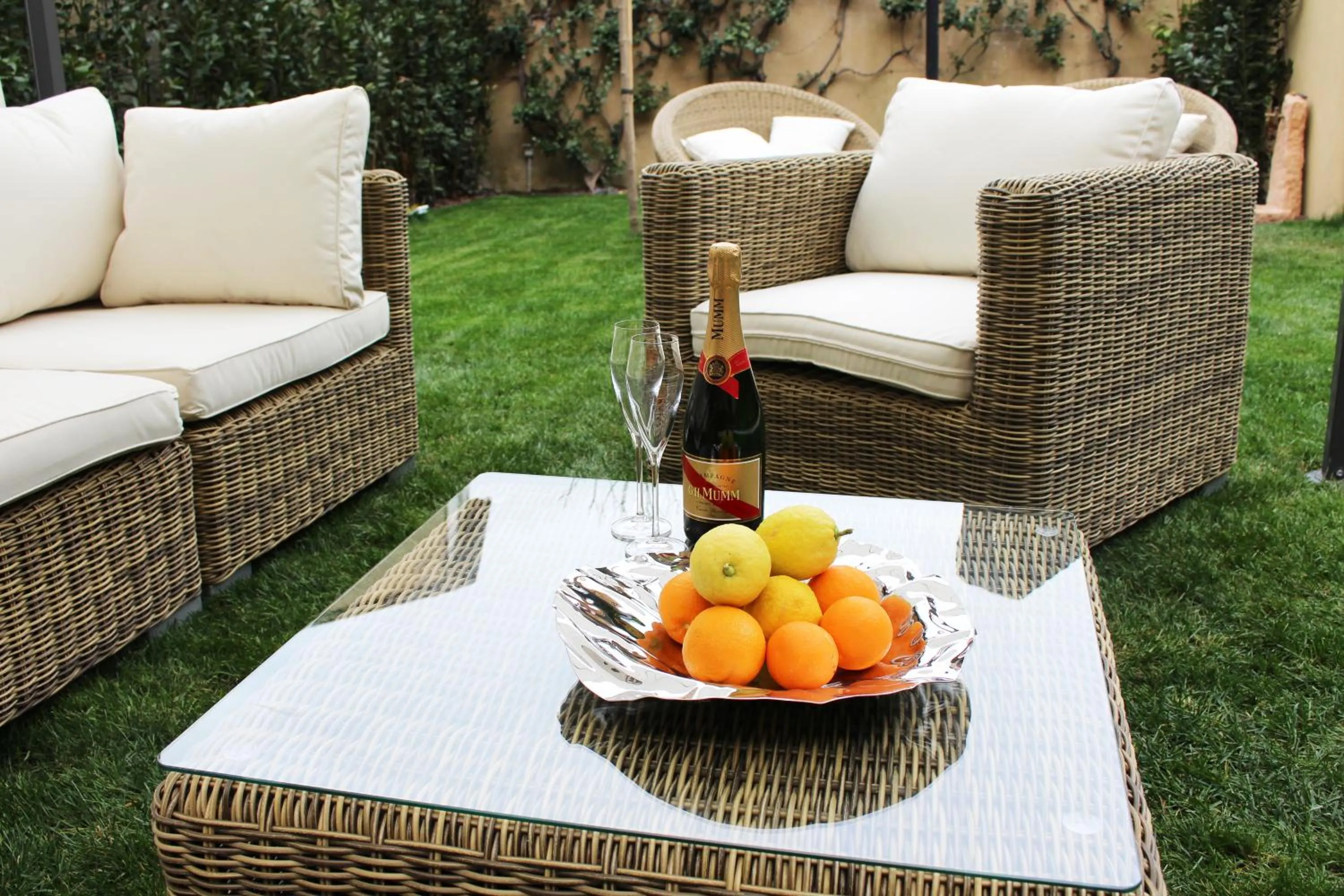 Garden in Palazzo Cini Luxury Rooms in Pisa