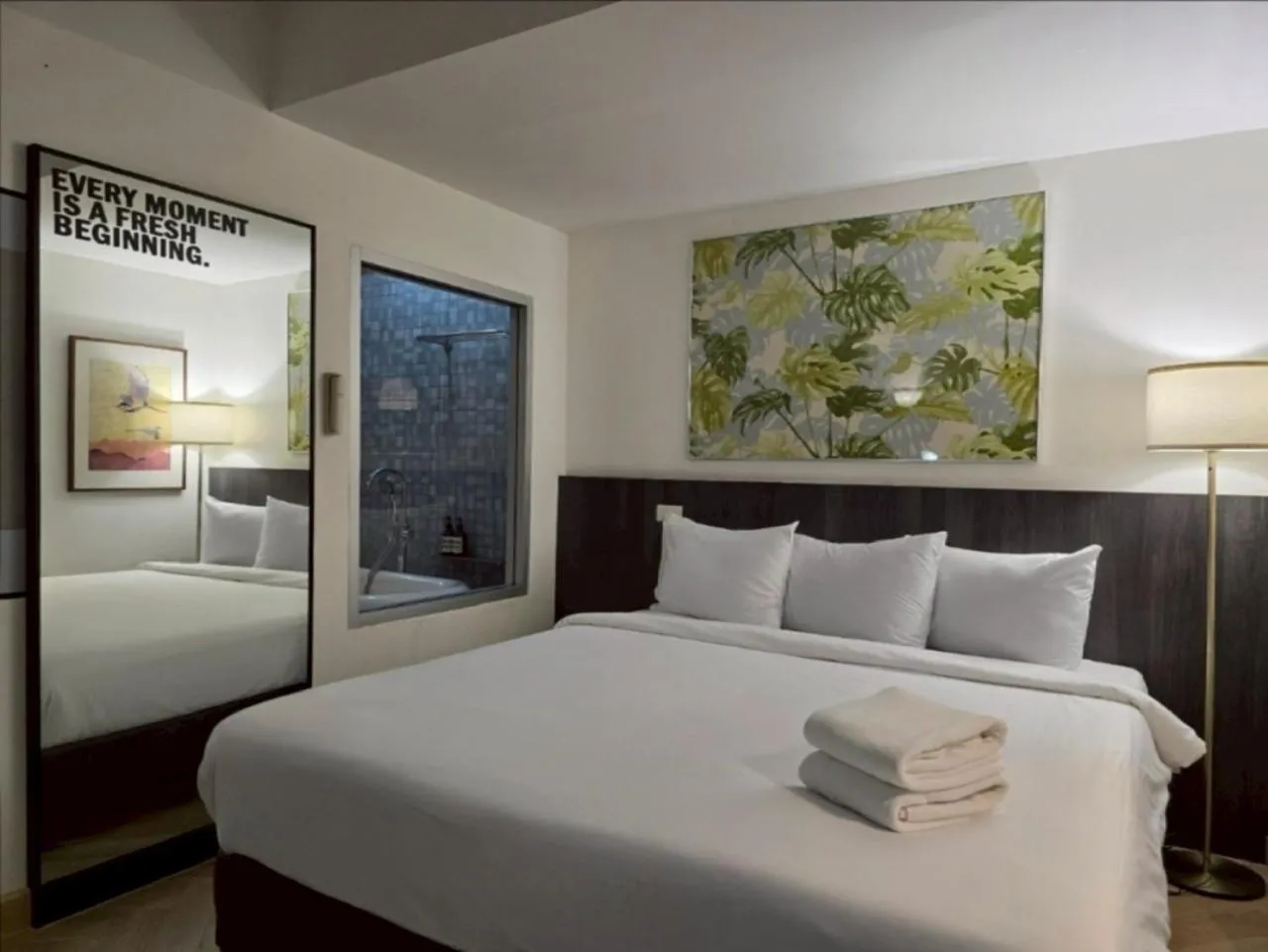 Bed in Somewhere to Escape - Hometel