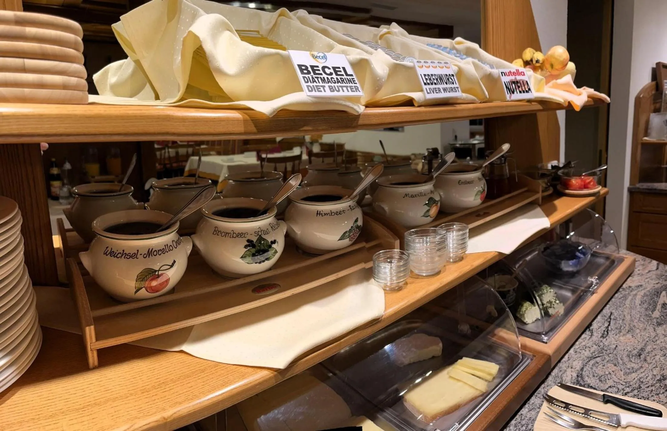 Breakfast in Hotel Garni Martina