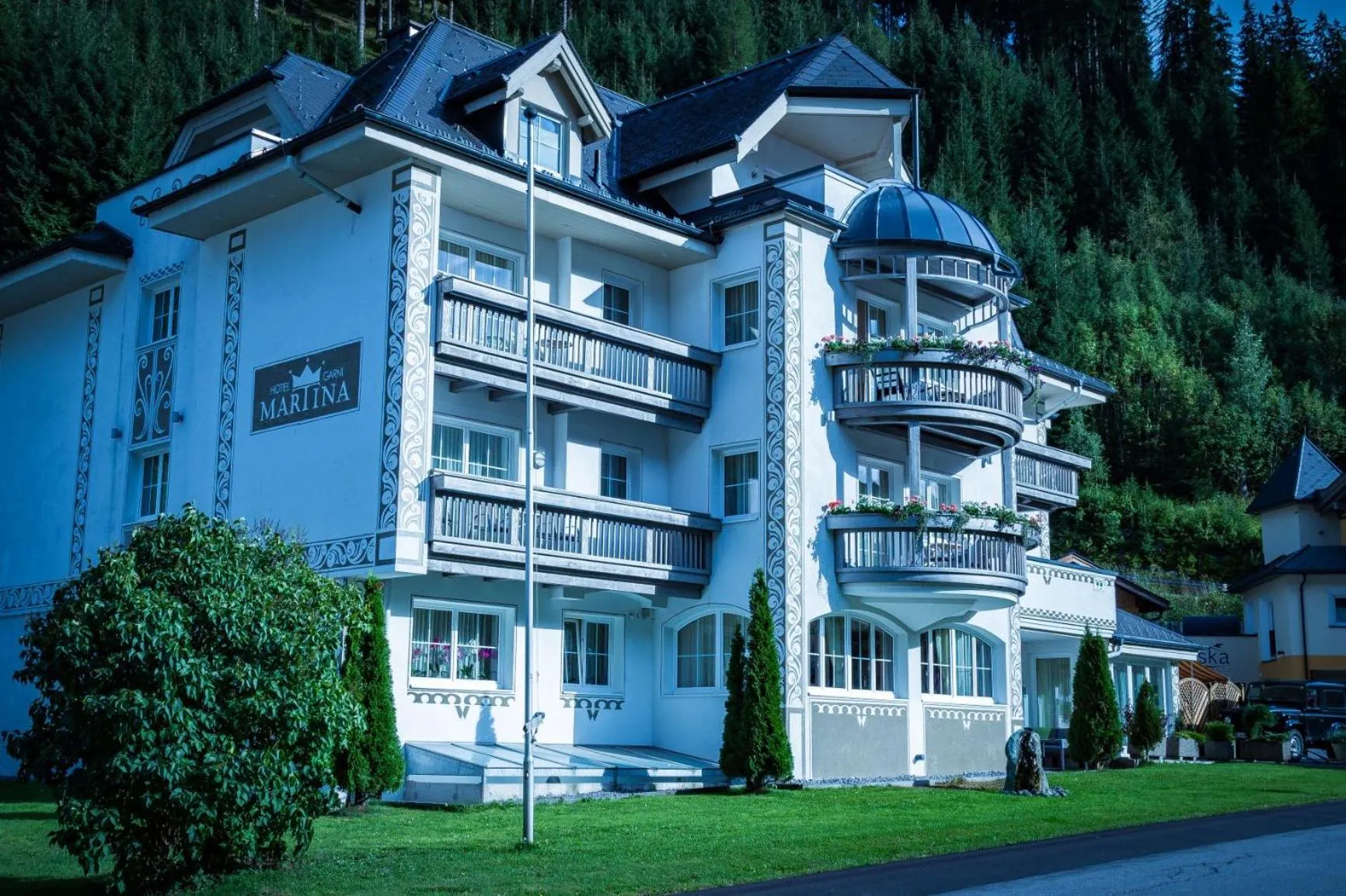 Property building in Hotel Garni Martina