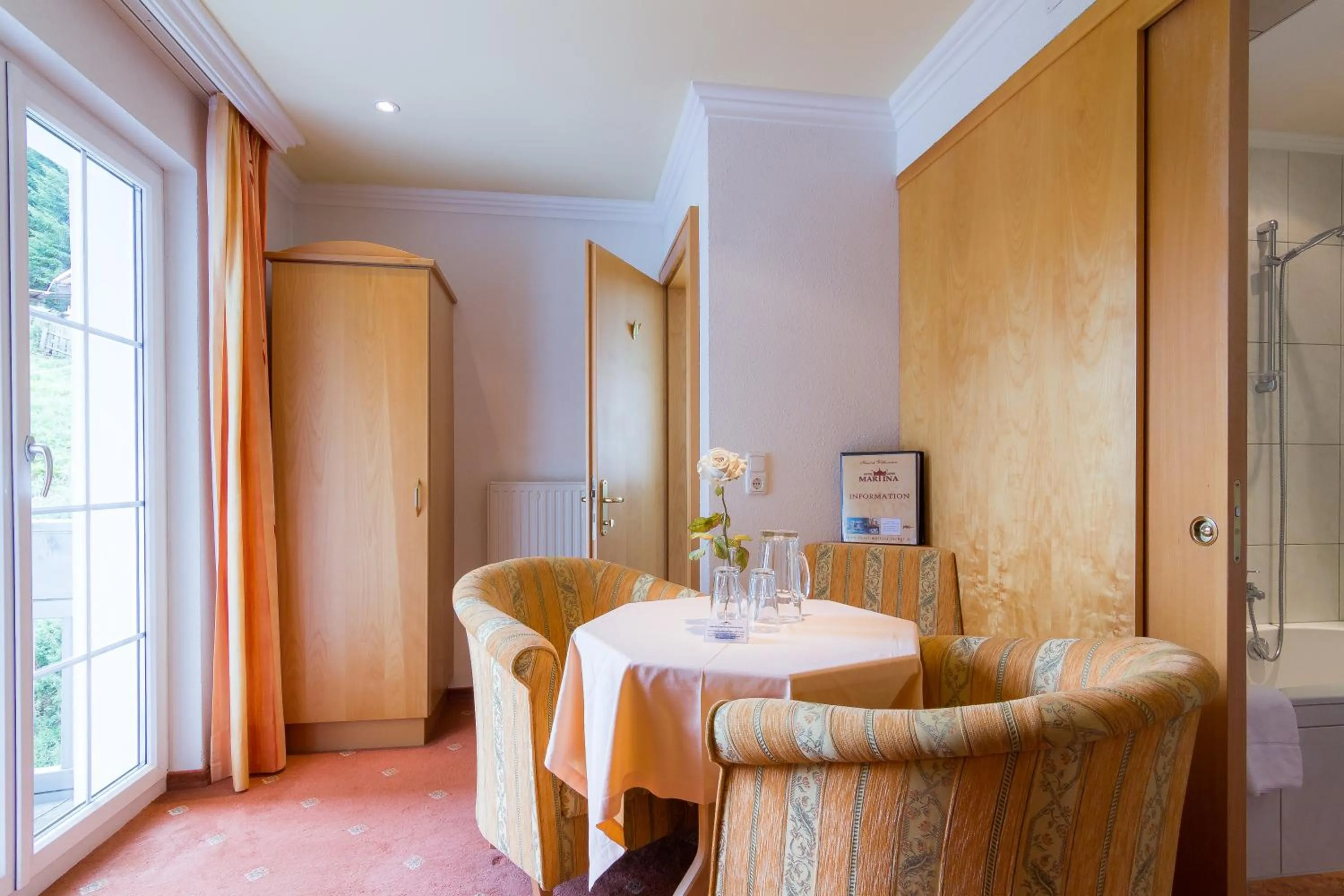 Seating area in Hotel Garni Martina