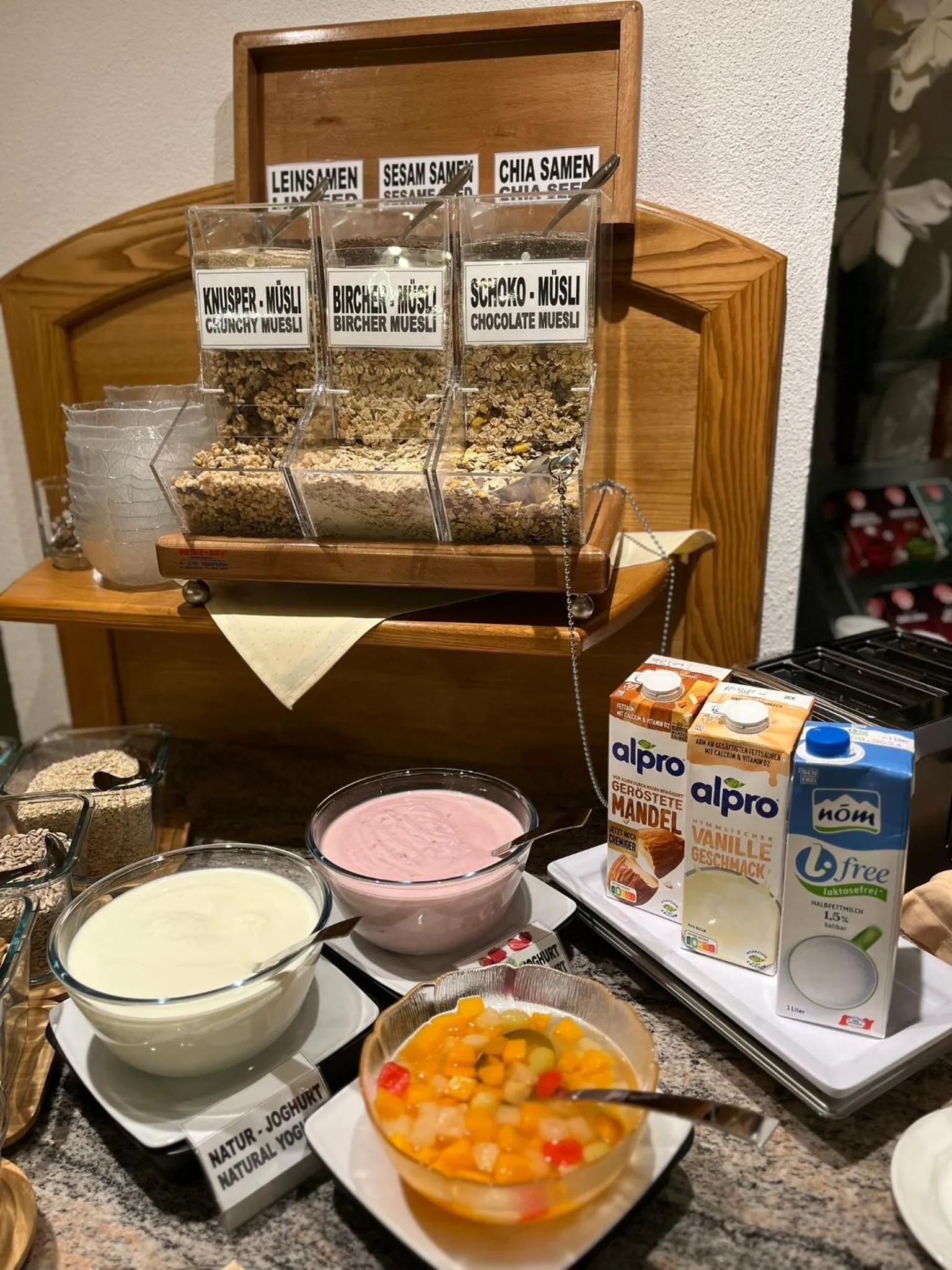 Breakfast in Hotel Garni Martina