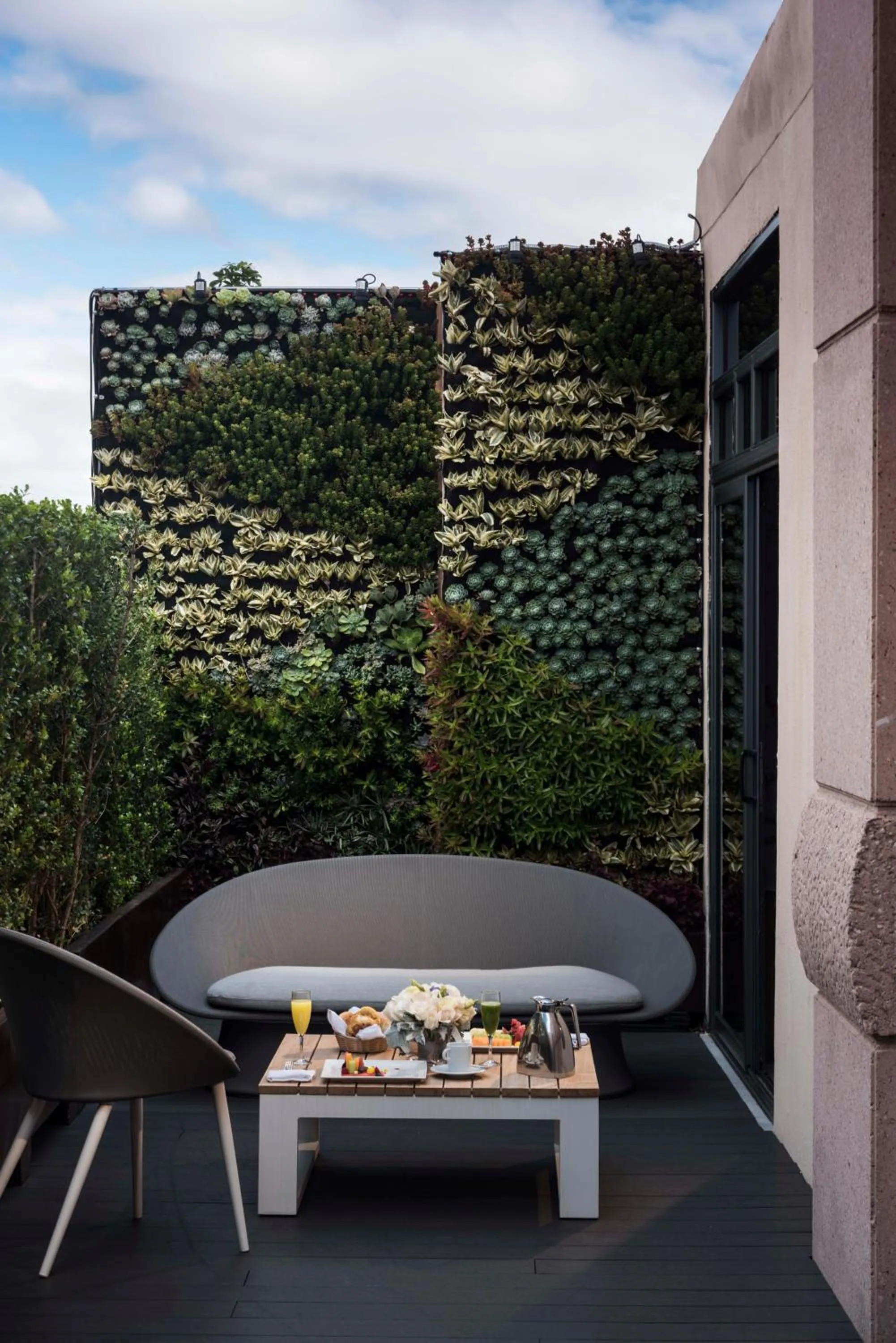 Balcony/Terrace in Marquis SkySuites