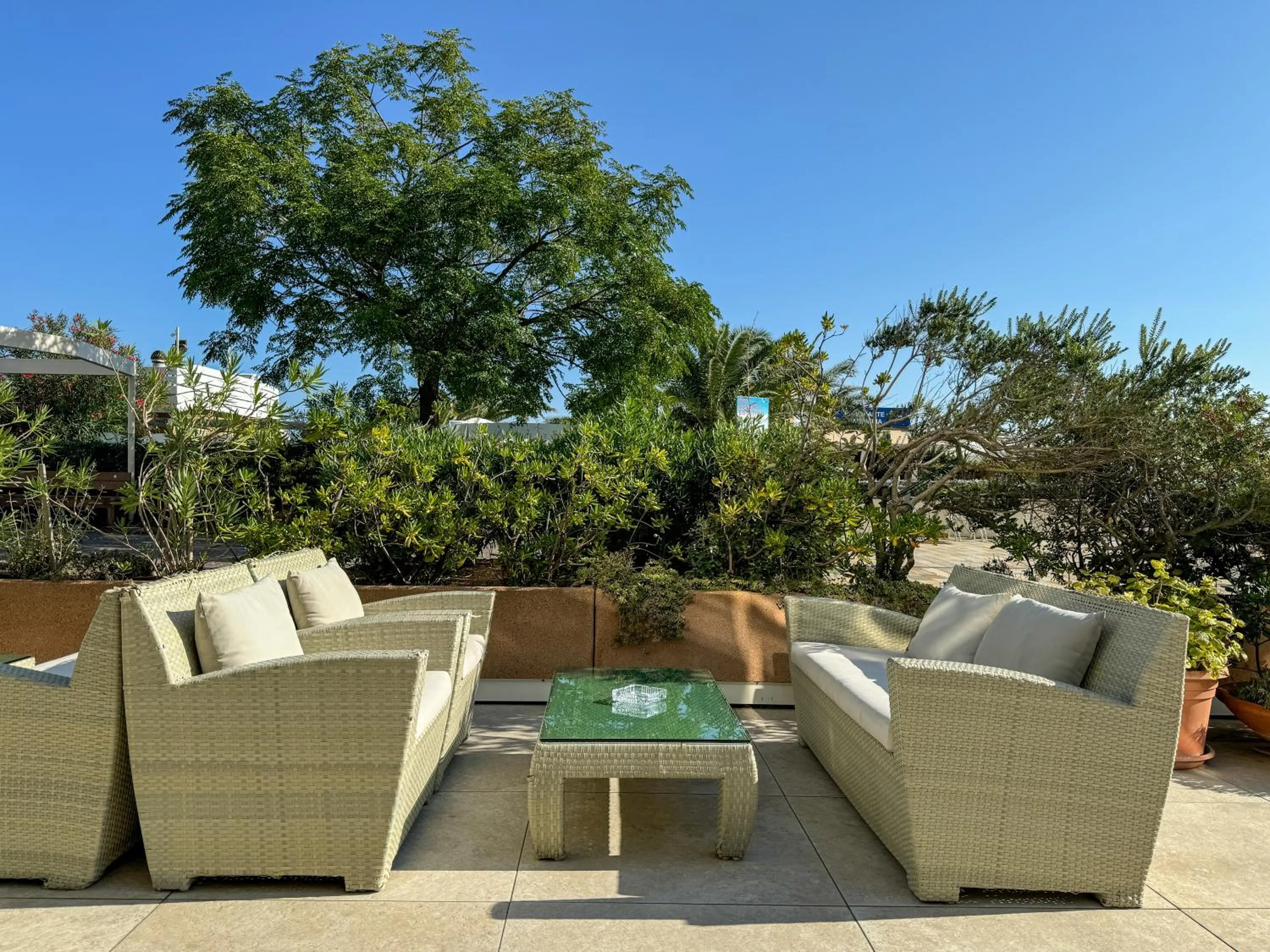 Garden in Hotel Des Nations - Vintage Hotel sul mare