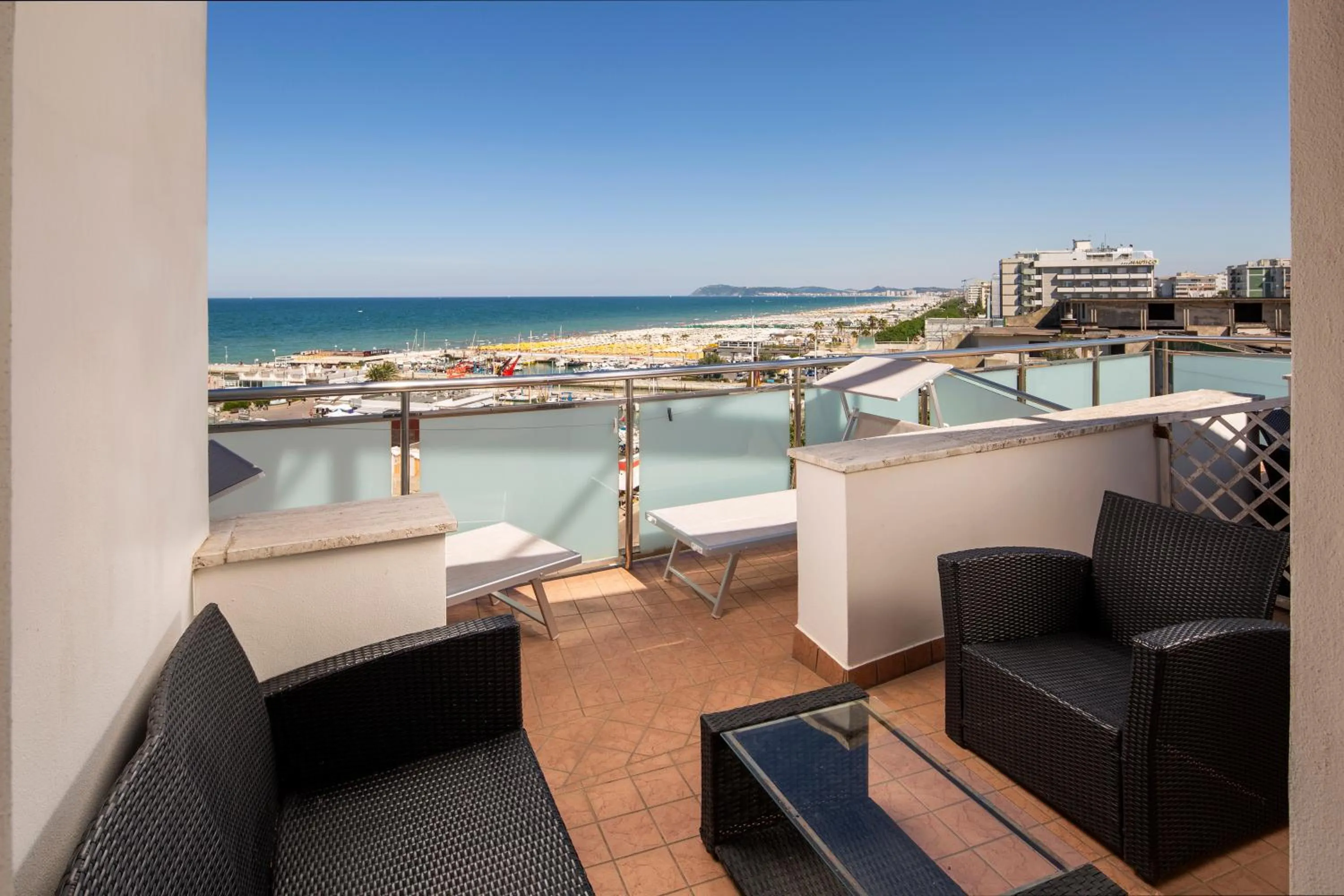 Balcony/Terrace in Hotel Des Nations - Vintage Hotel sul mare