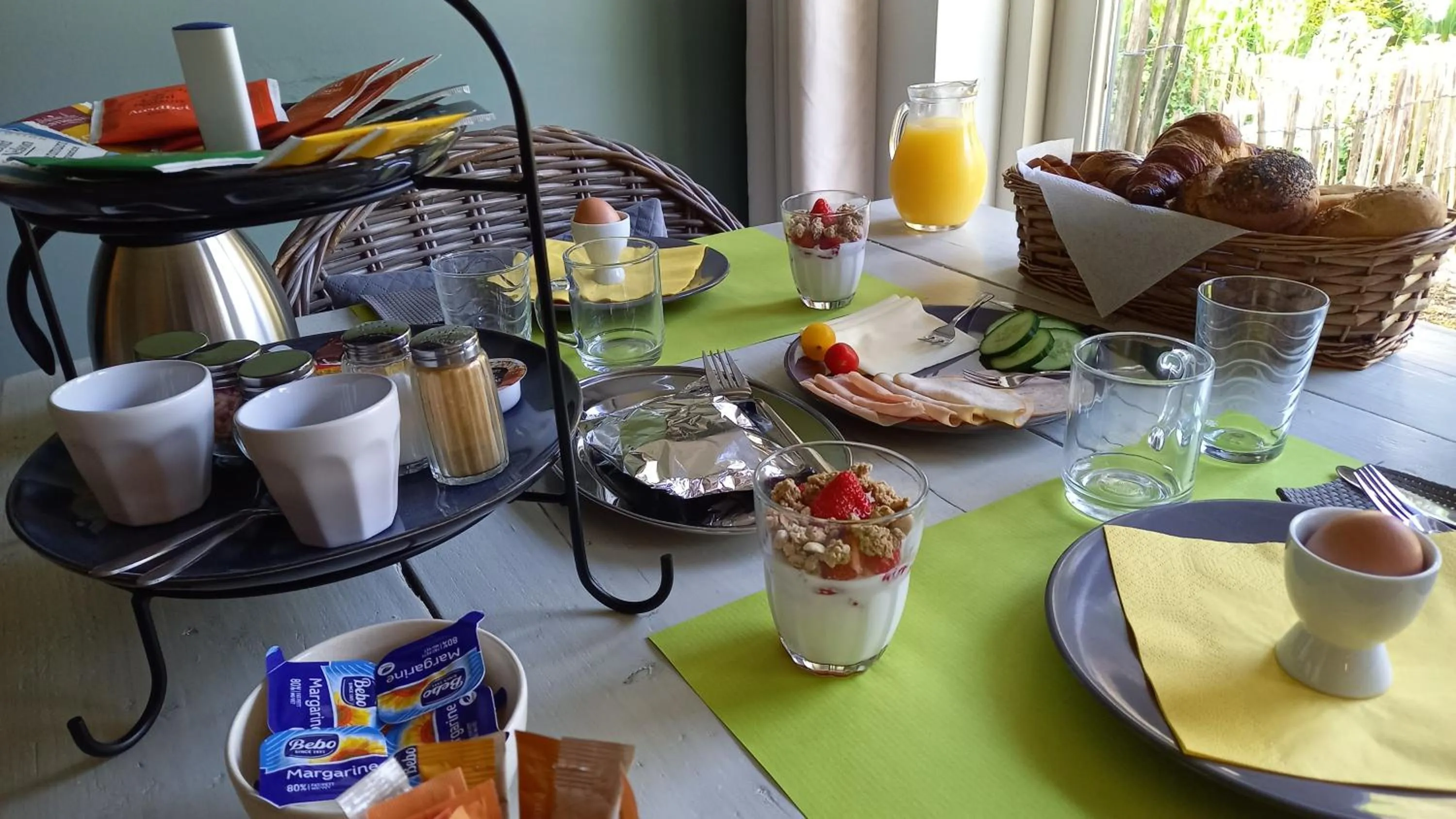 Breakfast in Roing B&B