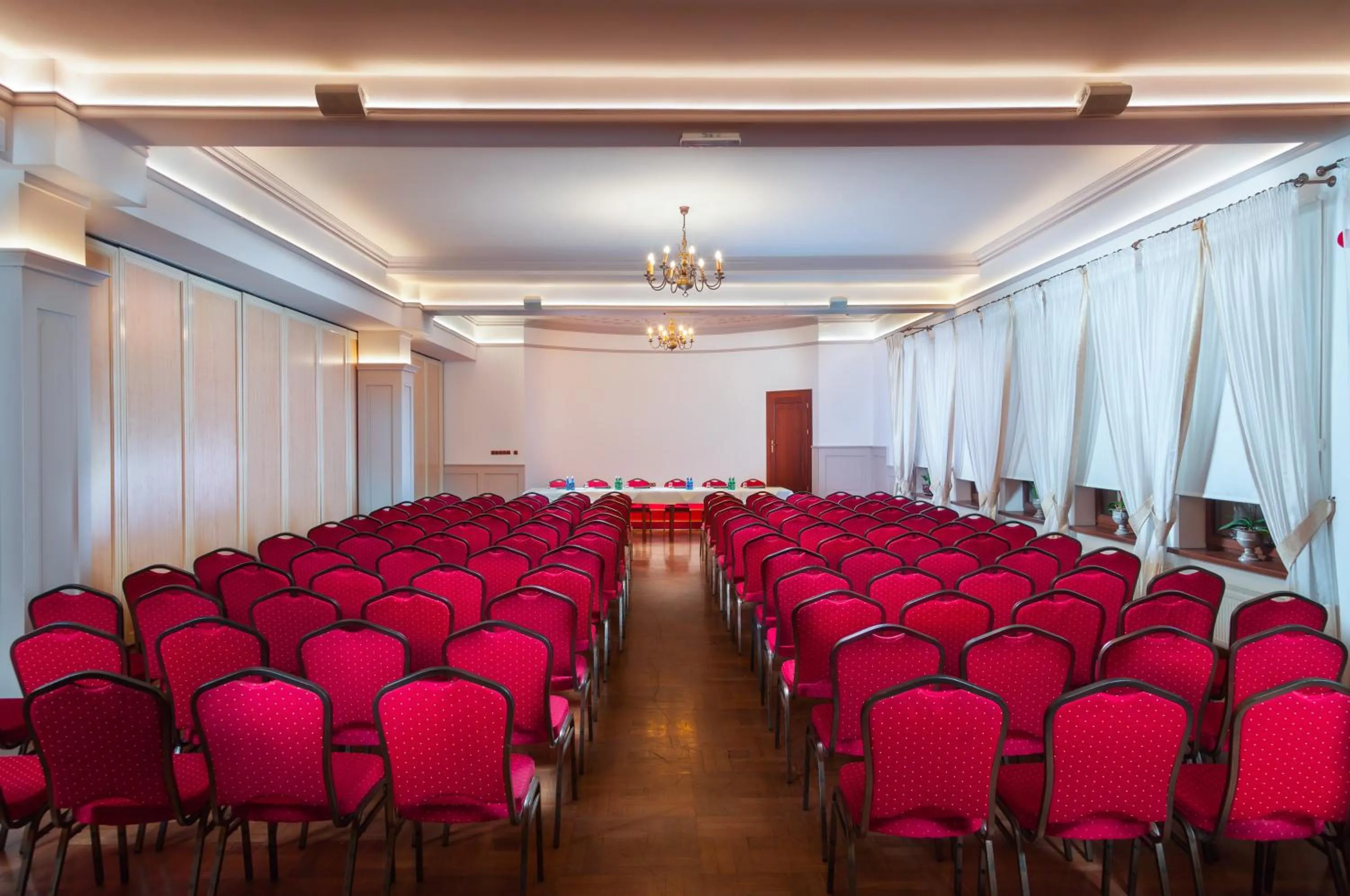 Meeting/conference room in Hotel Cristal Park