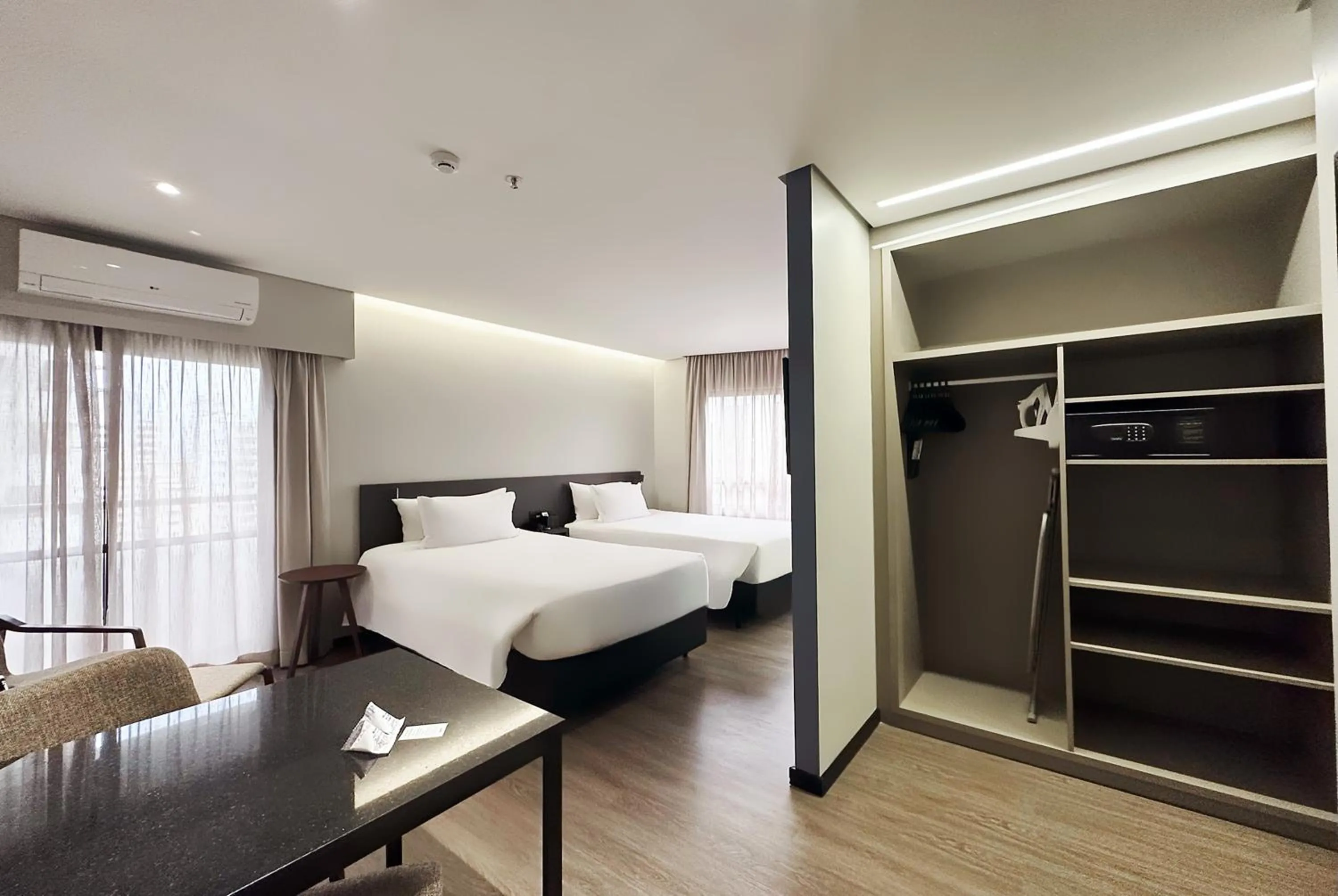 Bed in Radisson São Paulo Paulista