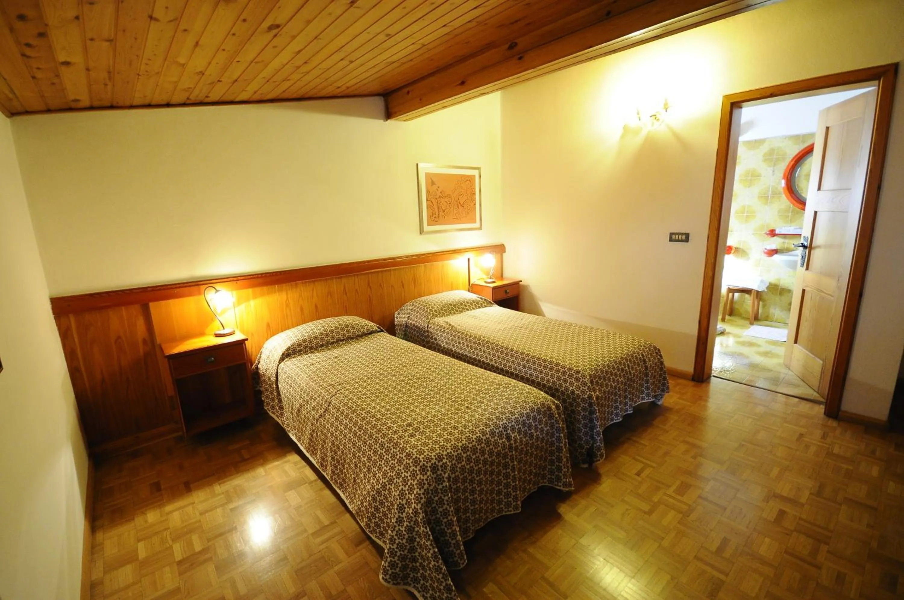 Bed in Hotel 2 Camini