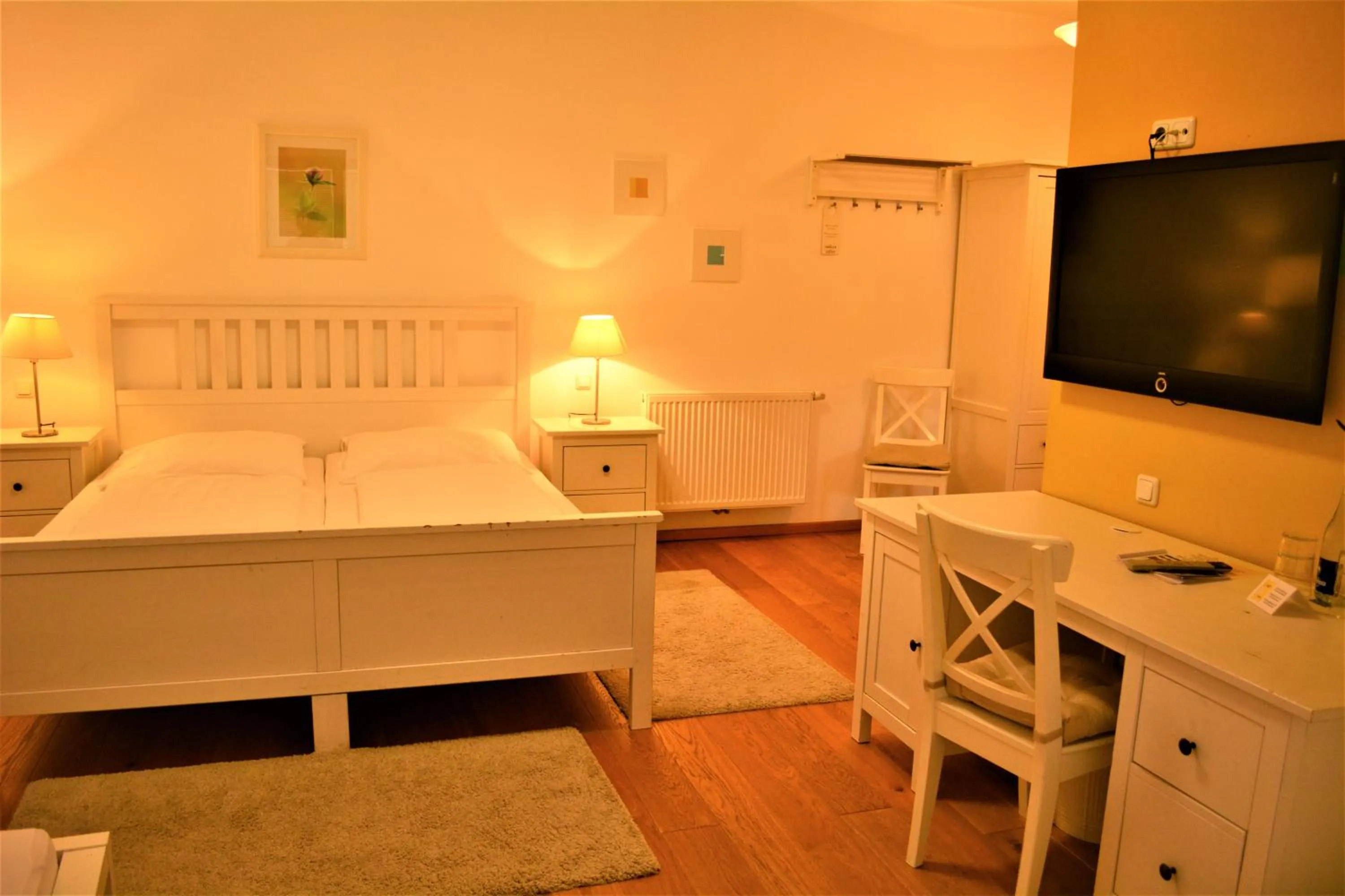 Bed in Economy Hotel Kronach