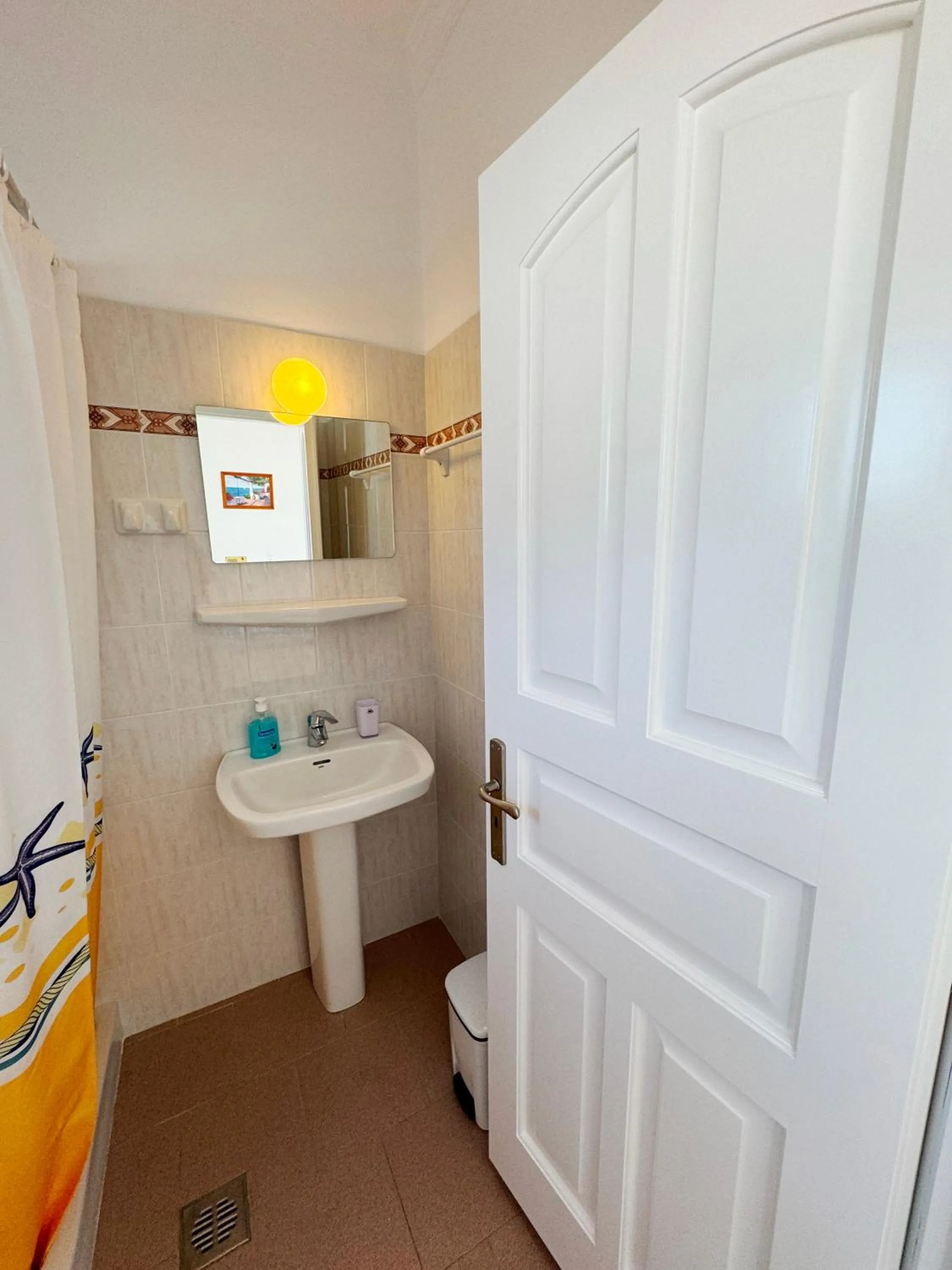 Irene Hotel - Beachfront