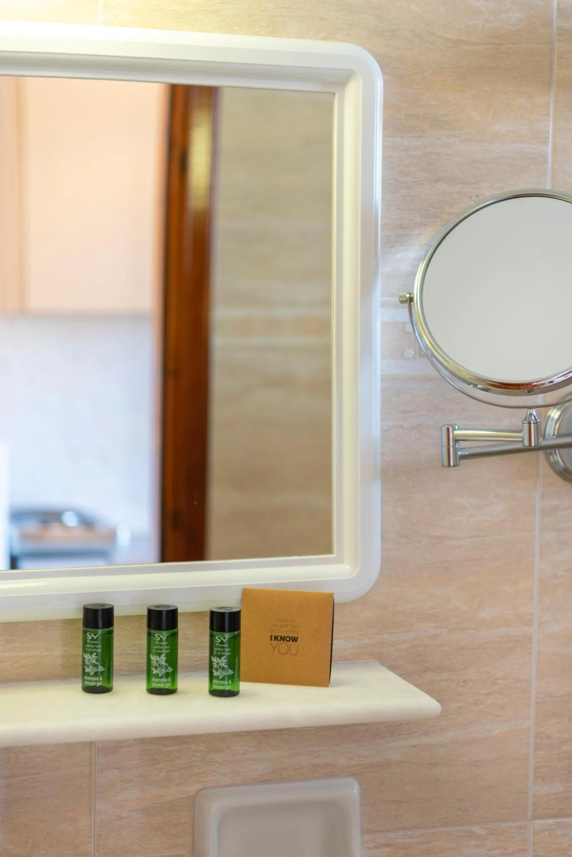 Irene Hotel - Beachfront