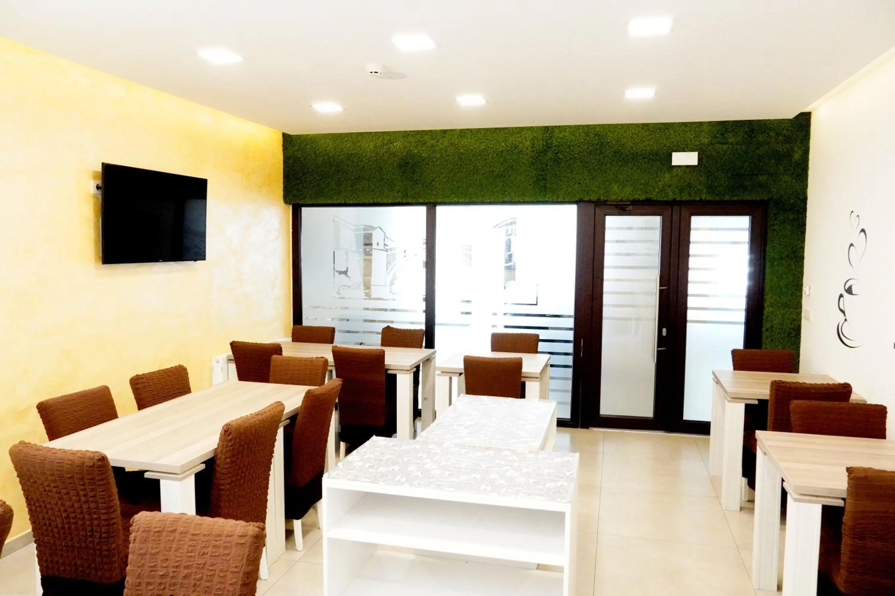 Restaurant/places to eat in Hotel & Spa Meydan