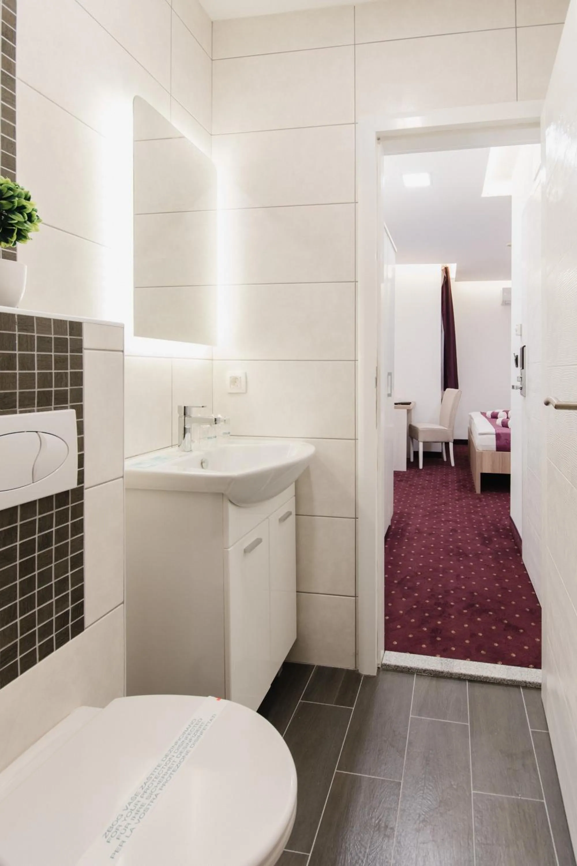 Shower in Hotel & Spa Meydan