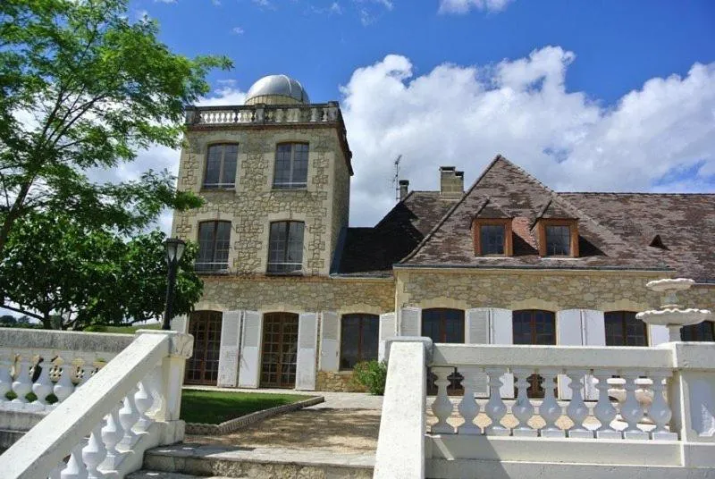 Property building in Domaine de Bellevue