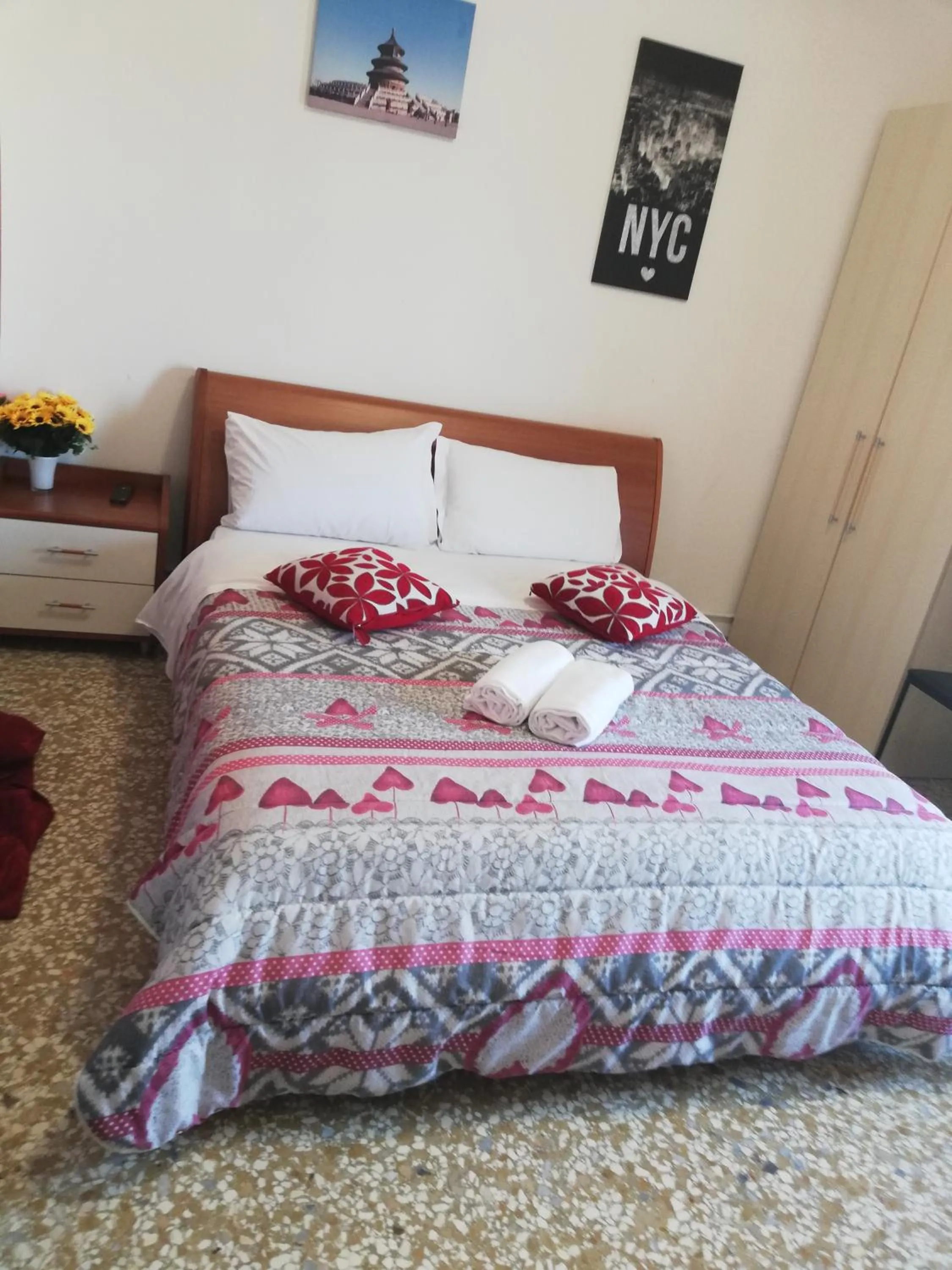 Bed in Venice Park House