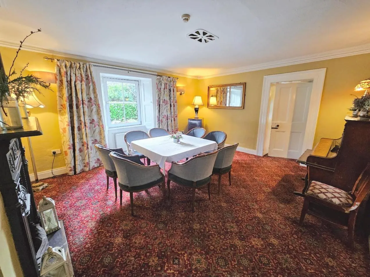 Restaurant/places to eat in The Glenbeigh Hotel