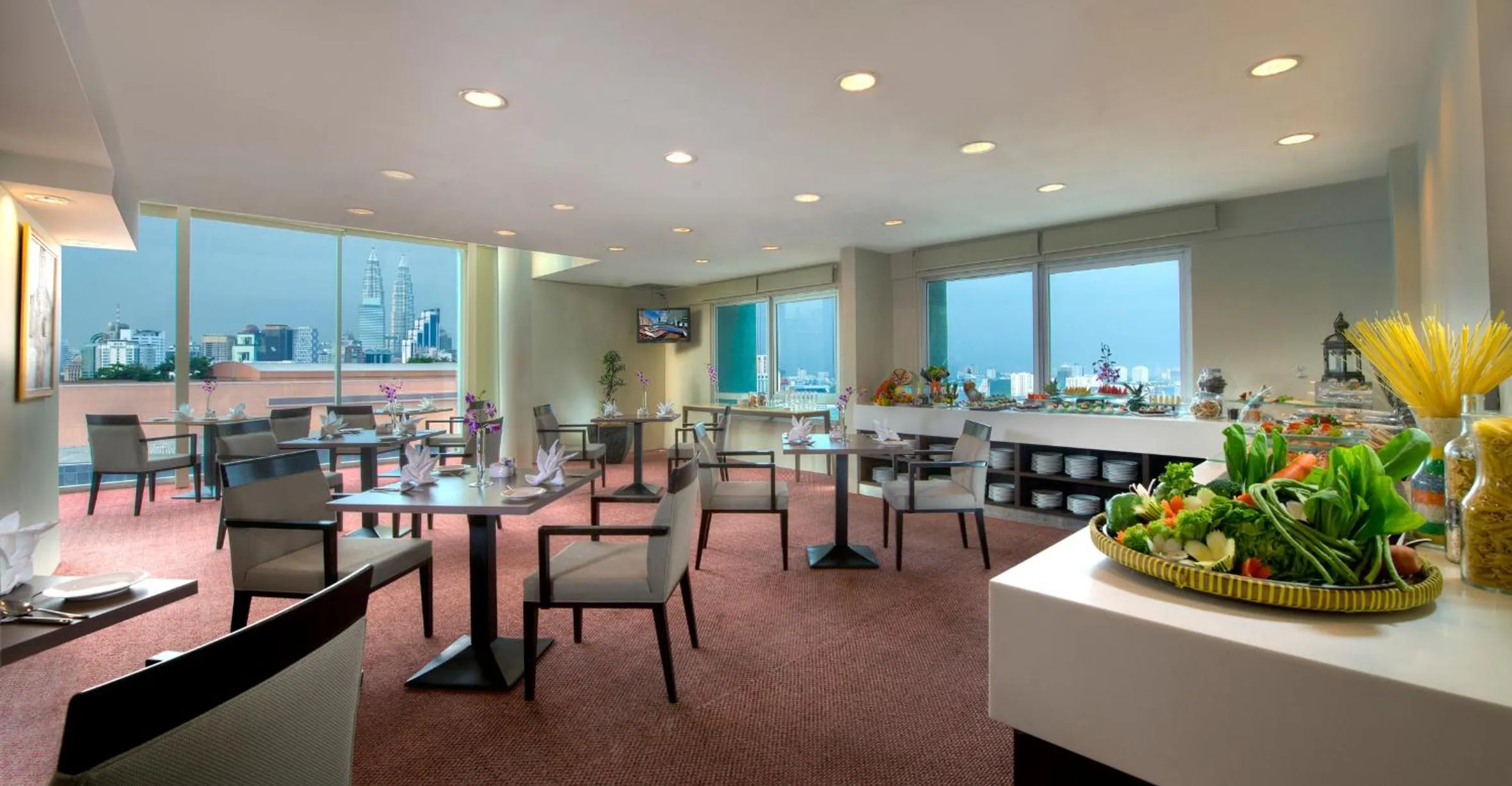 Restaurant/places to eat in Furama Bukit Bintang, Kuala Lumpur