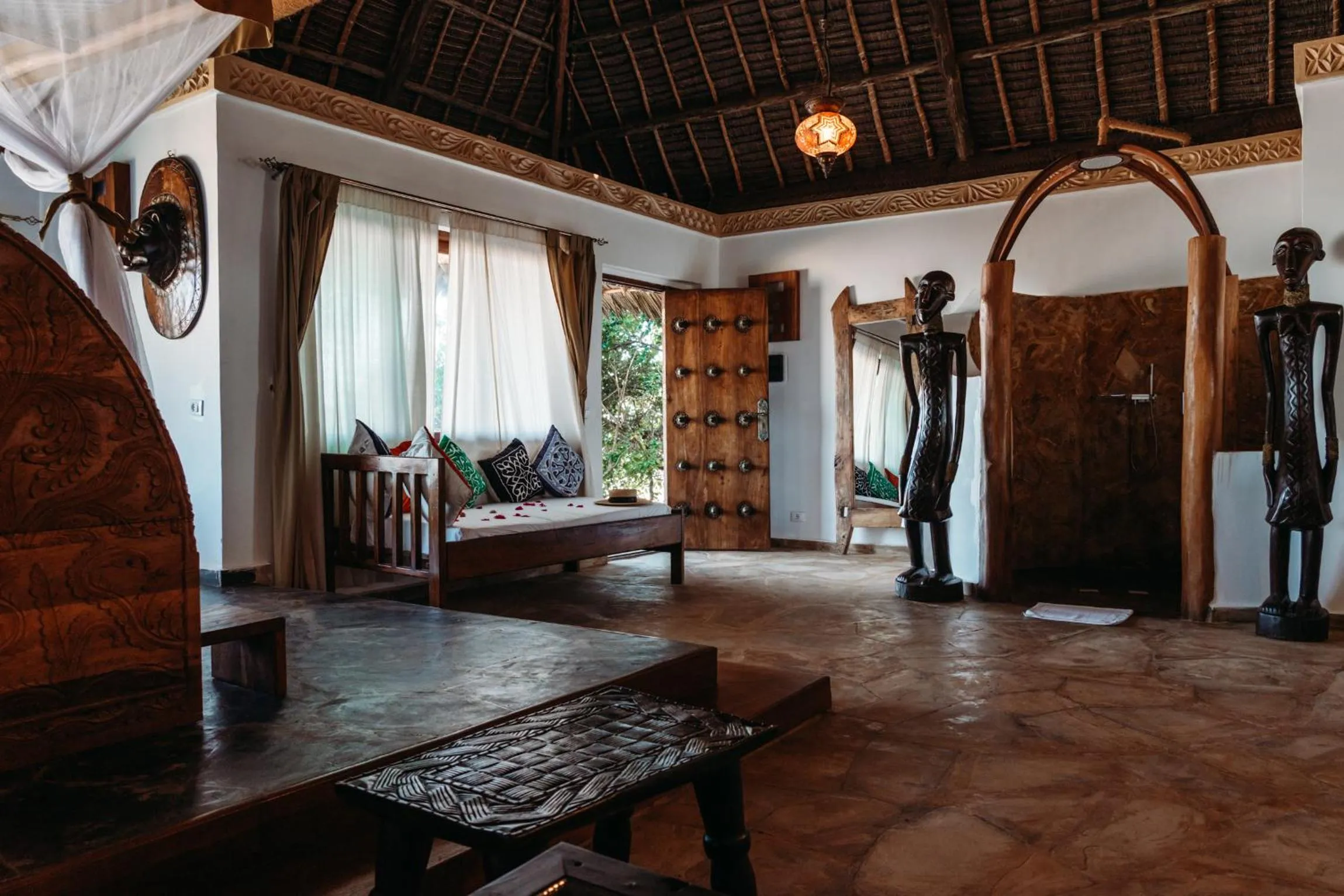 Living room in The Island - Pongwe Lodge
