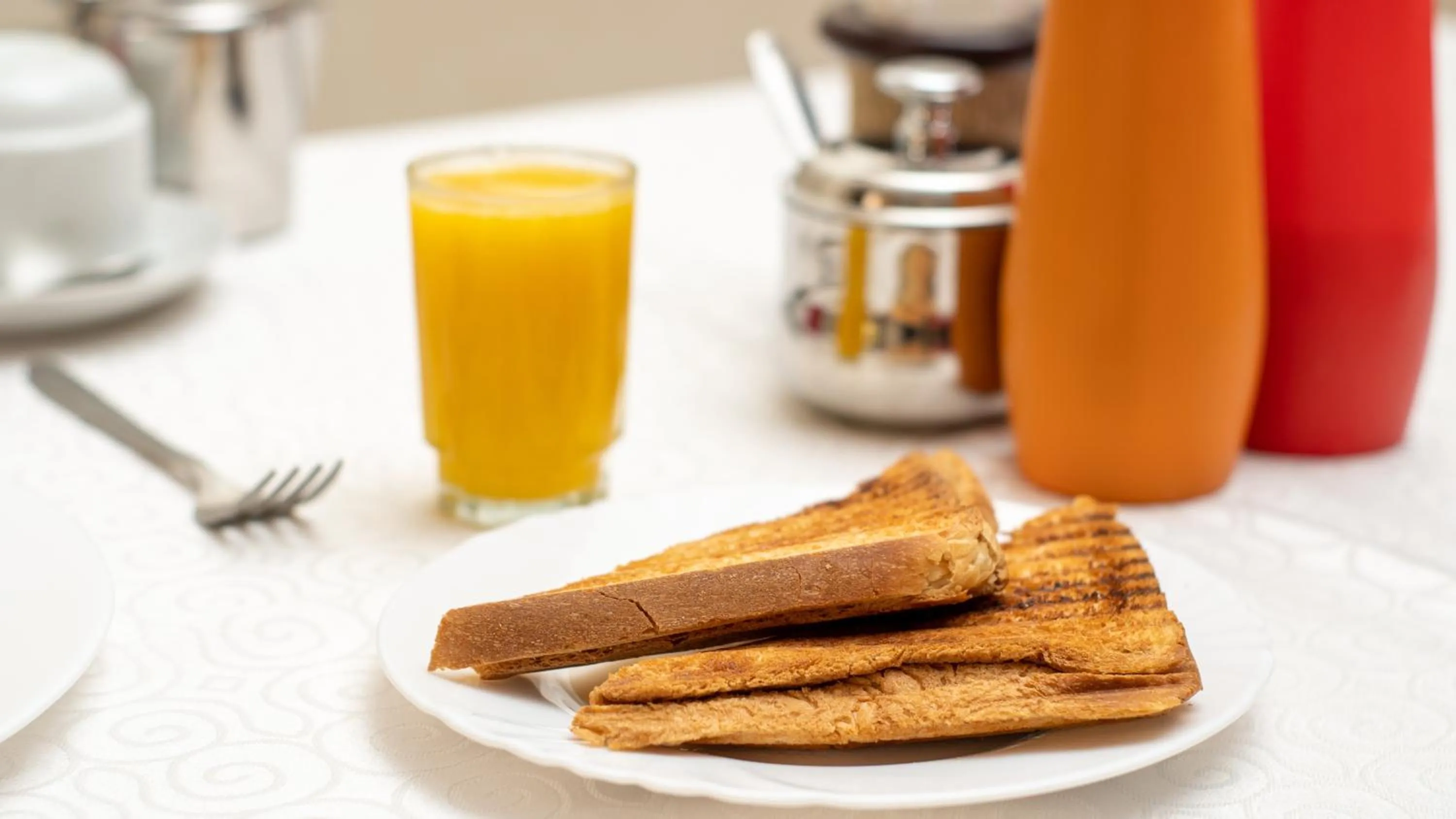 Food and drinks in Whirlspring Hotel