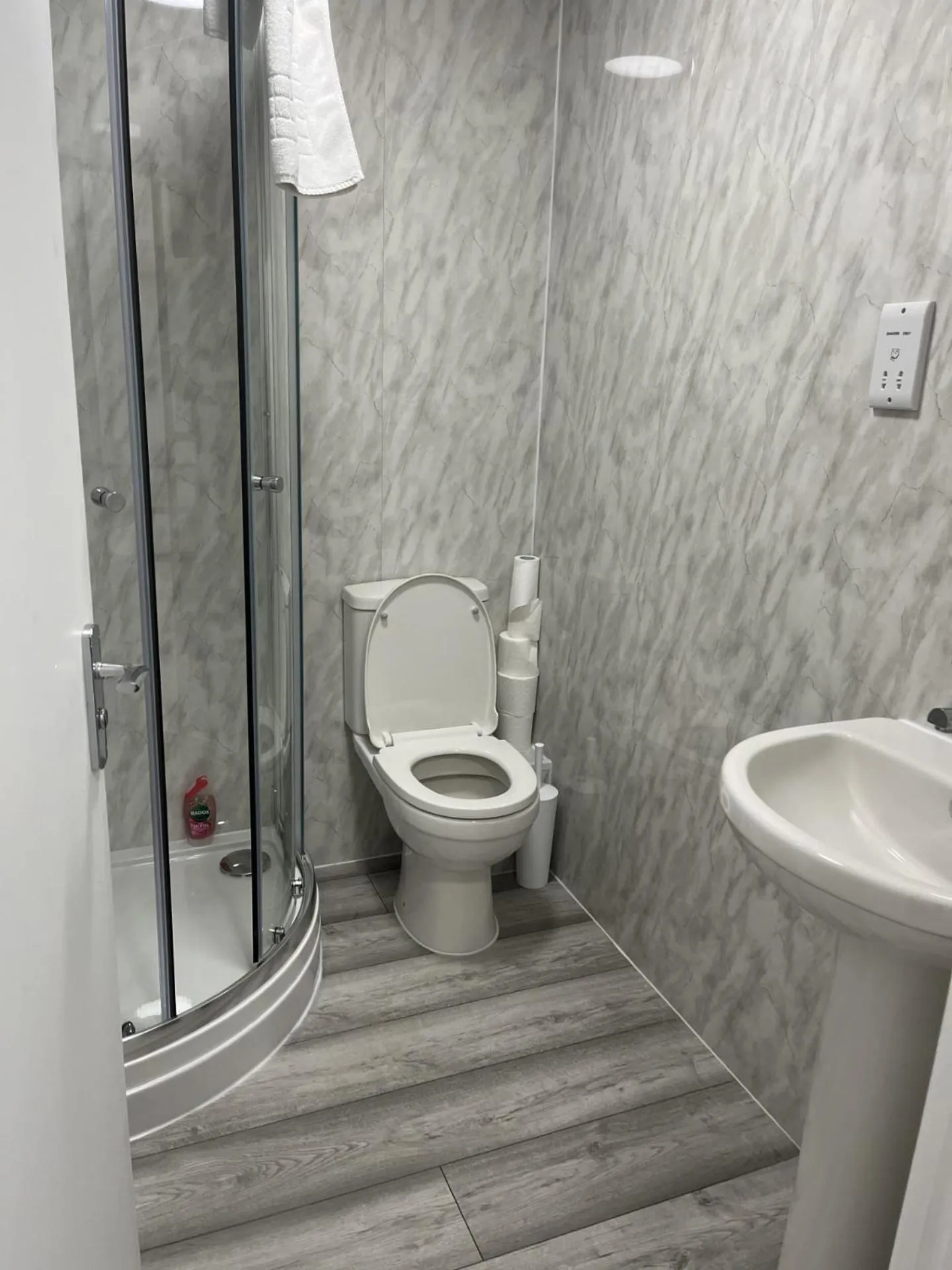 Bathroom in Townhouse No 12