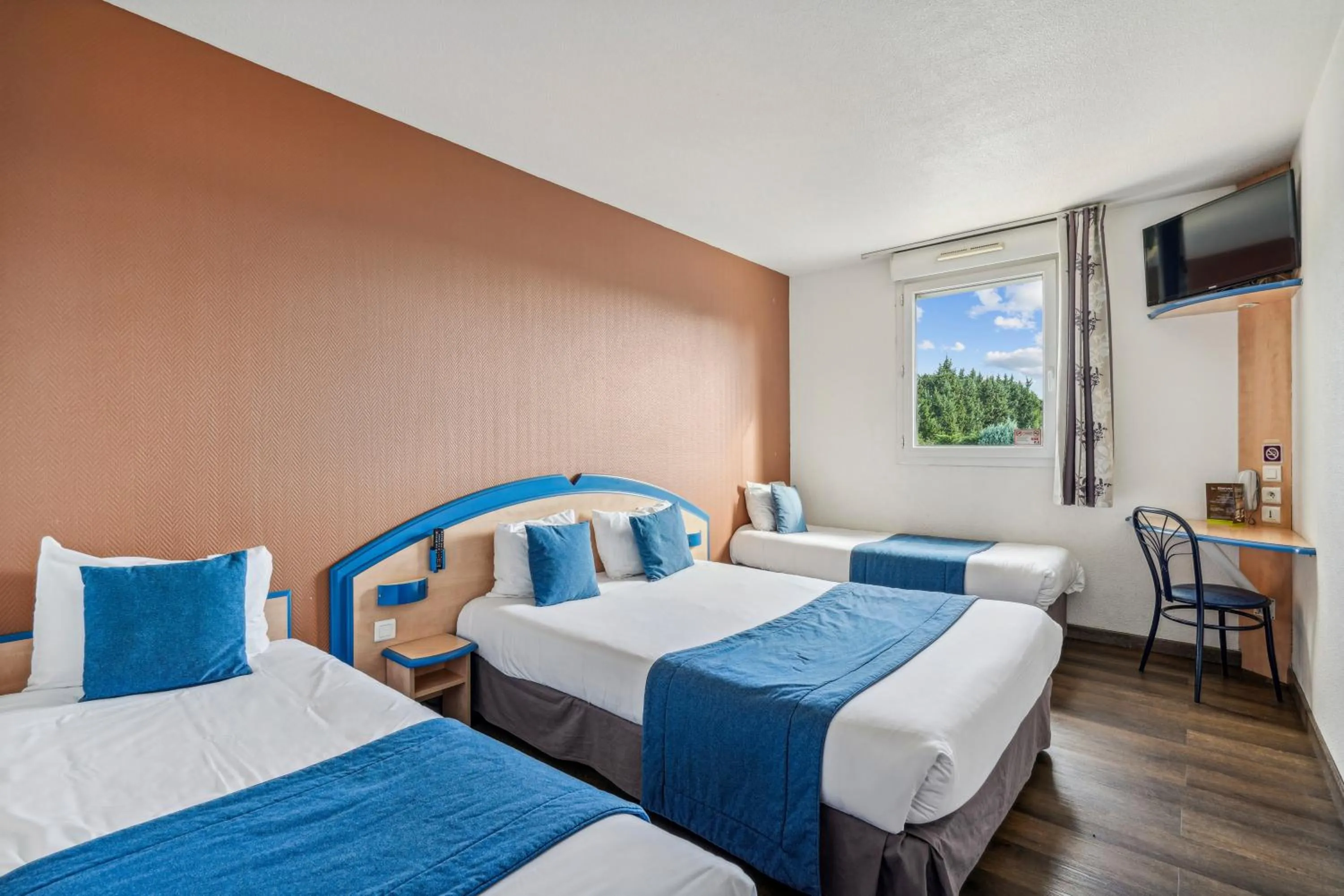 Bedroom, Bed in Hôtel AKENA Chateaurenard - Parc des Expositions Avignon