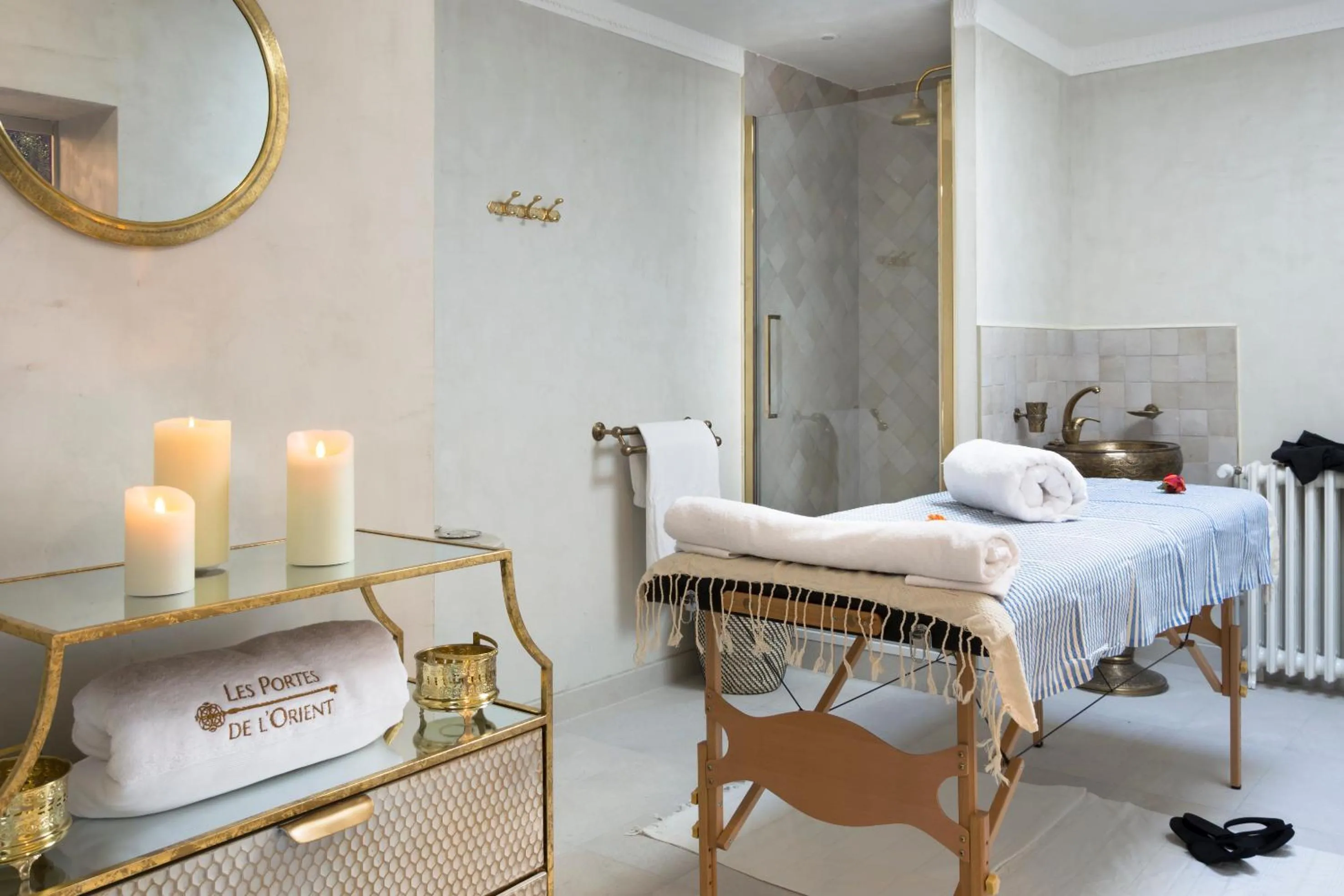 Massage, Bed in Riad SPA "Les Portes de l'Orient" TOURS