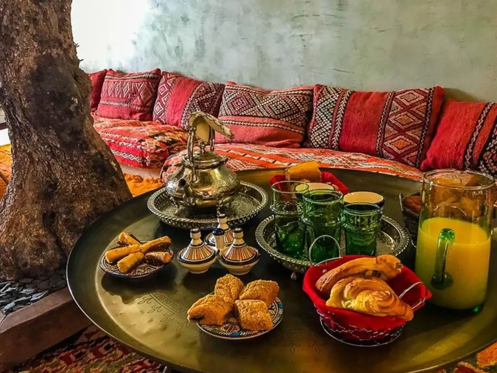 Continental breakfast in Riad SPA "Les Portes de l'Orient" TOURS