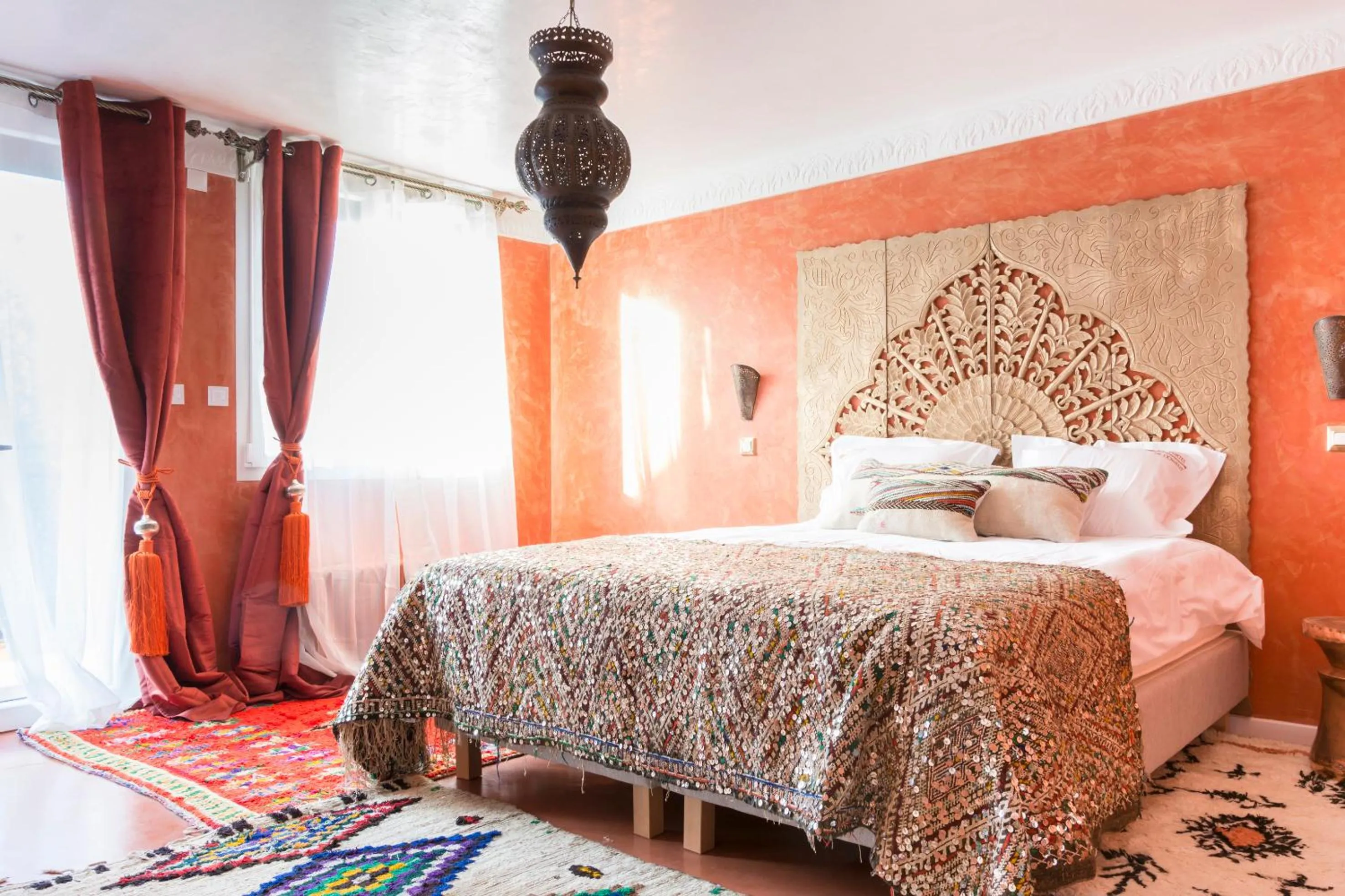 Bed in Riad SPA "Les Portes de l'Orient" TOURS