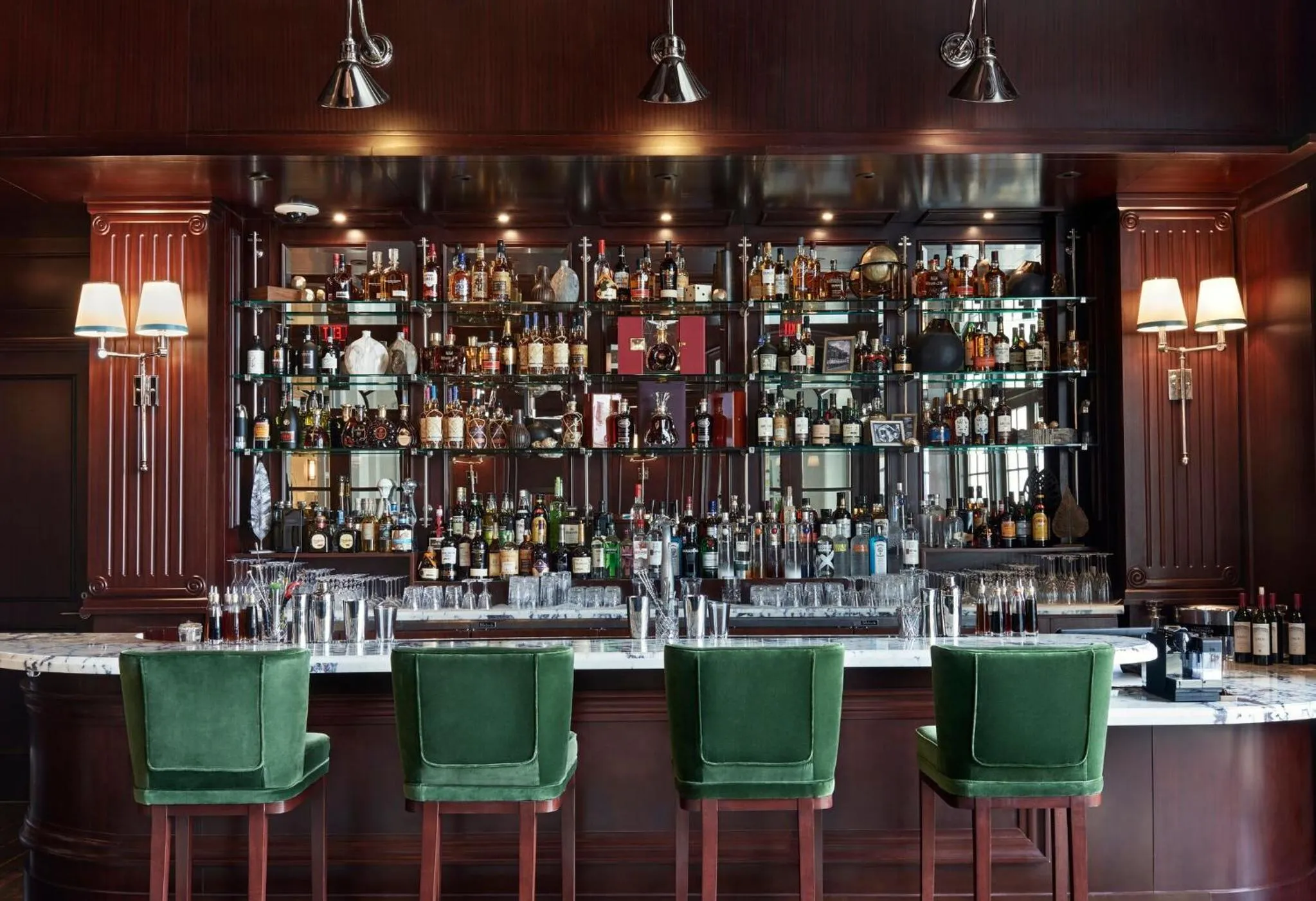 Lounge or bar in Rosewood Baha Mar