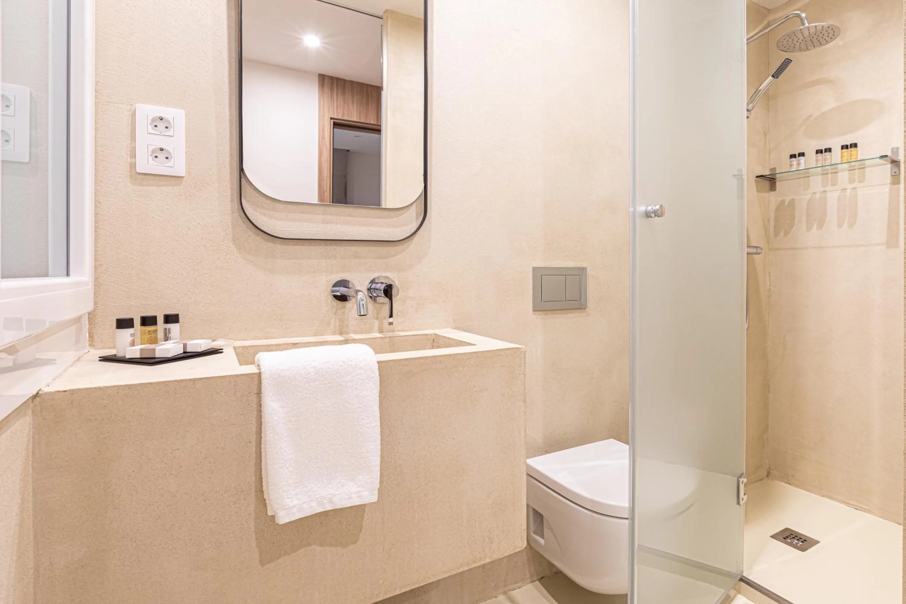 Shower in Casa Lirio