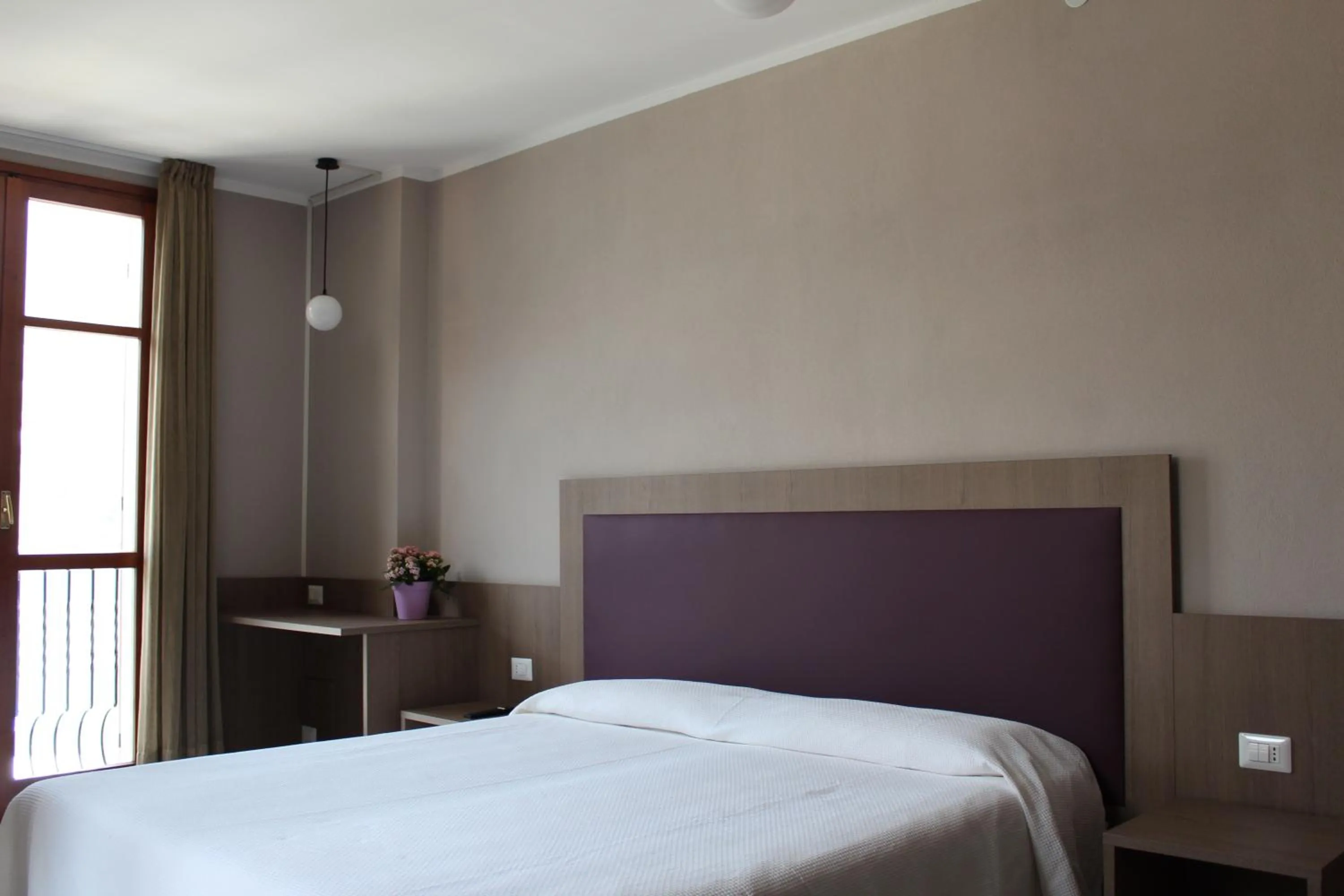 Bedroom, Bed in Hotel Ristorante Vapore