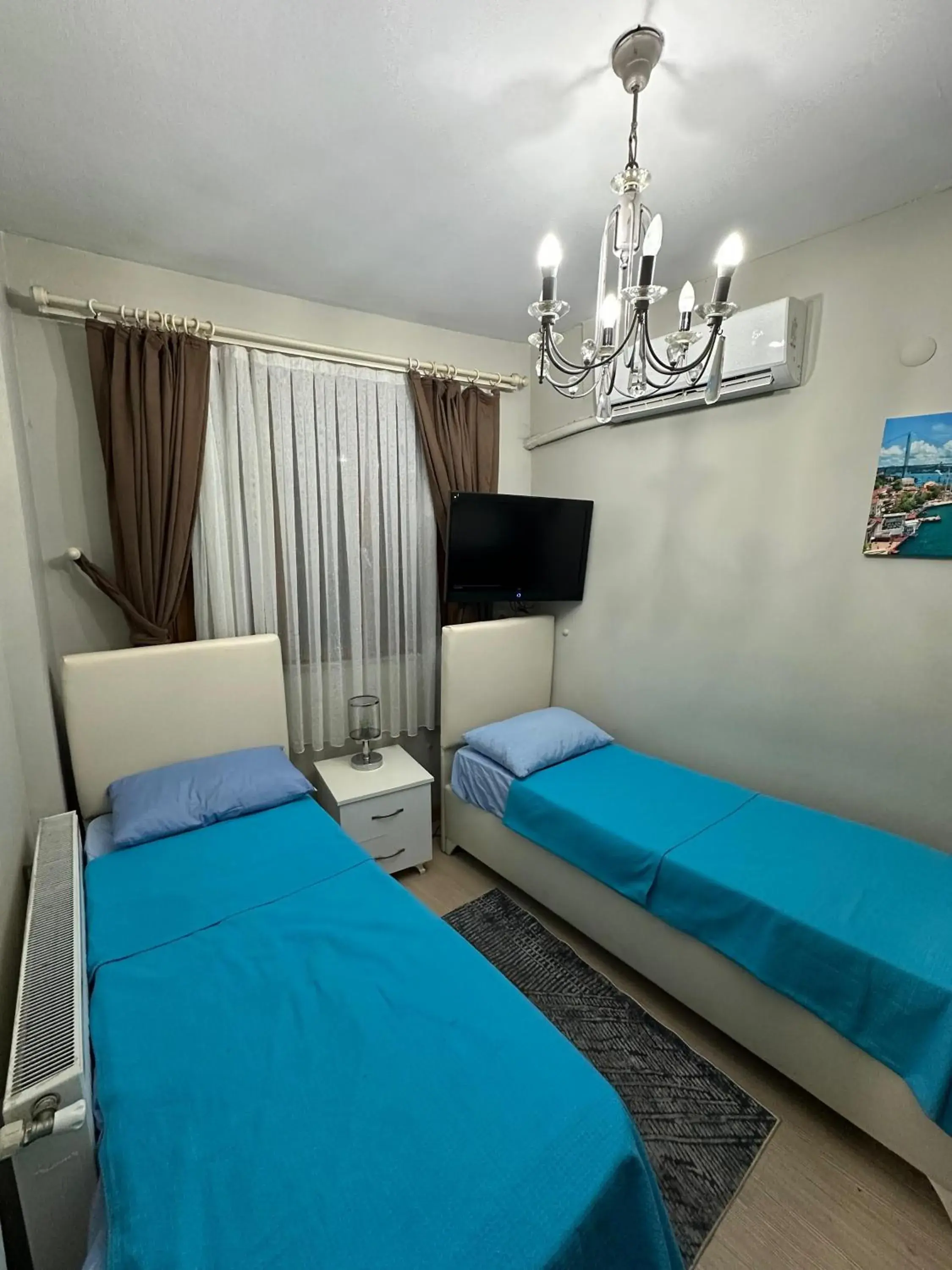4-Bed Female Dormitory Room - single occupancy in Chez Bore 4-Bed Female Dormitory Room - single occupancy in Chez Bore