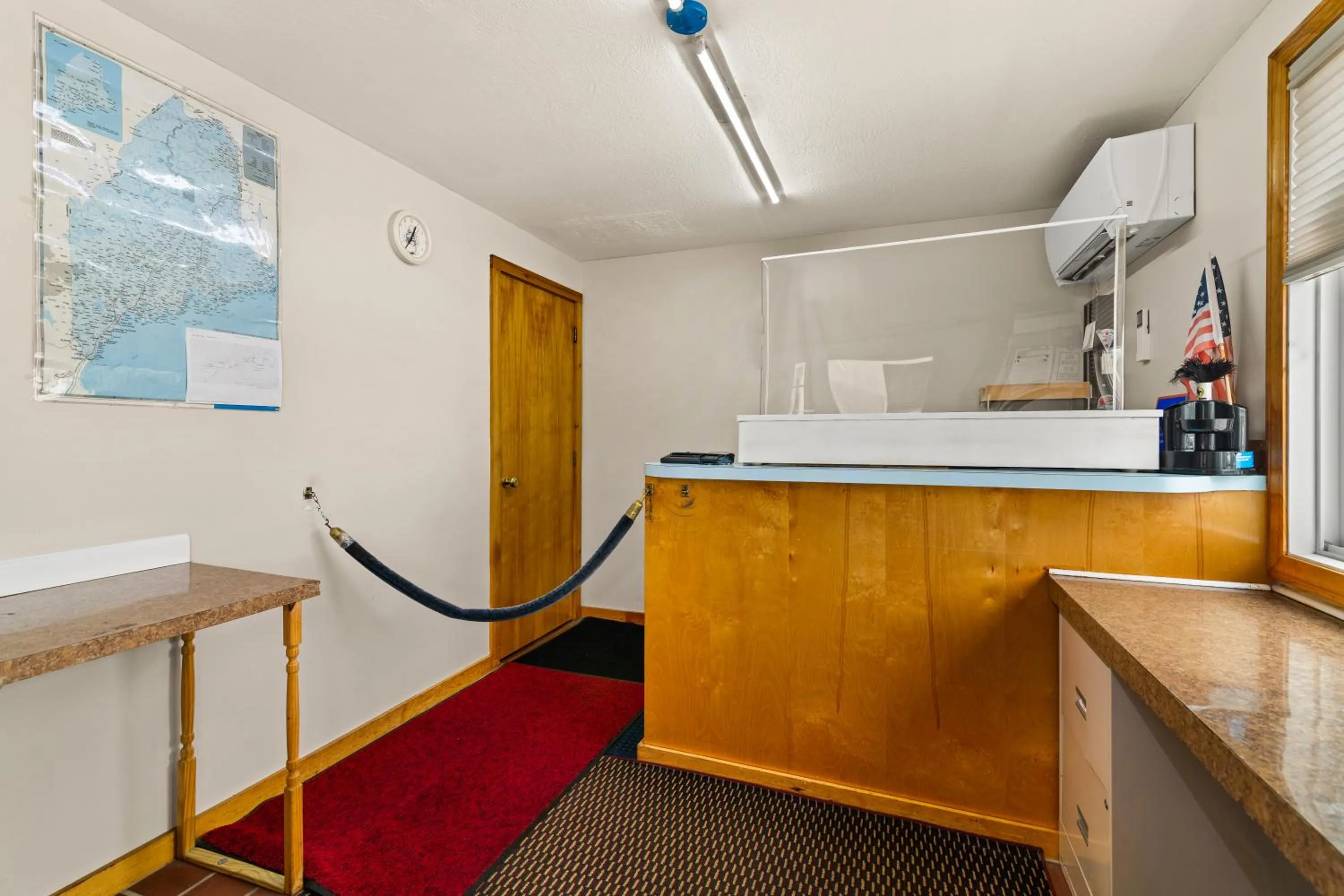 Lobby or reception in Americas Best Value Inn Biddeford