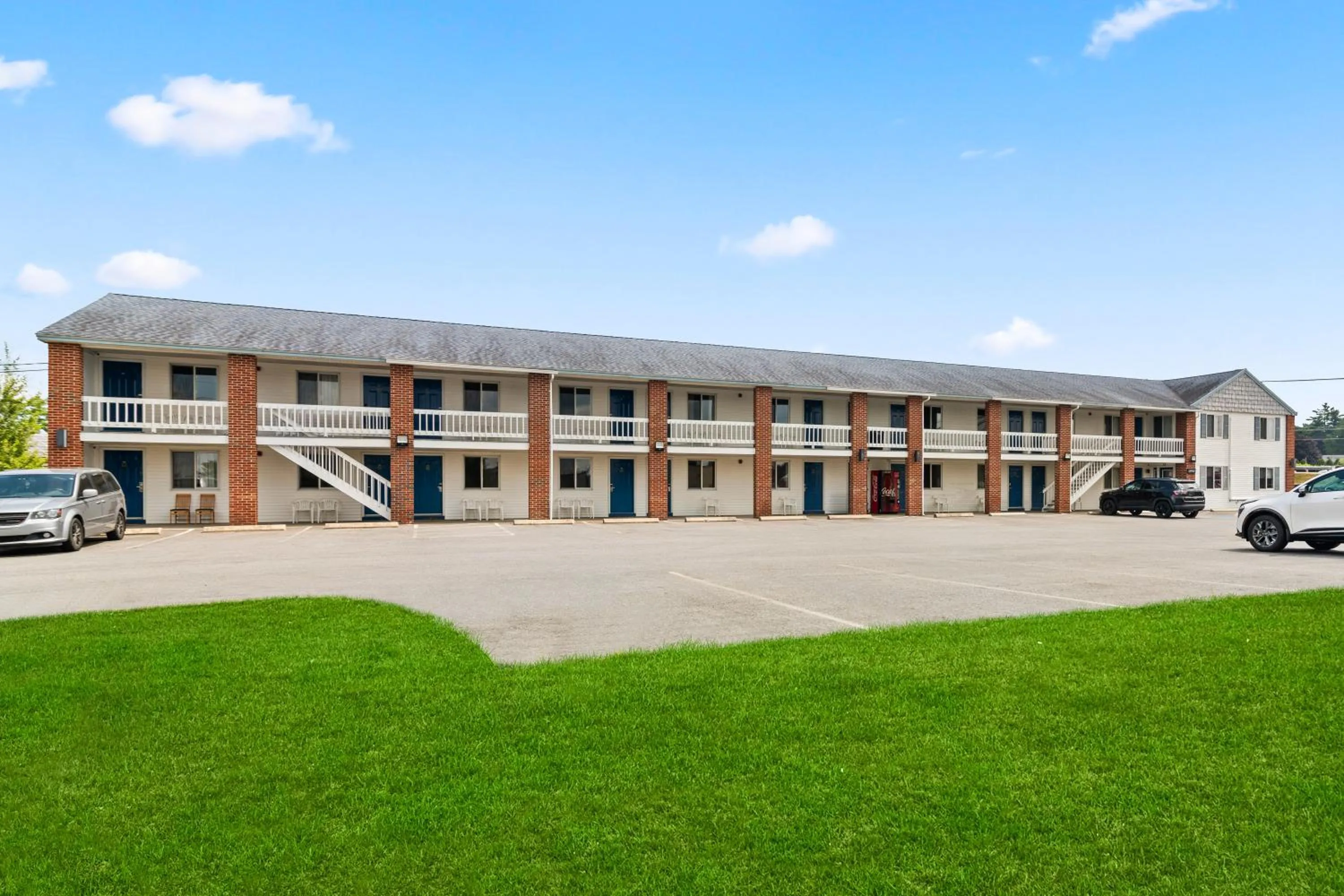 Property building in Americas Best Value Inn Biddeford