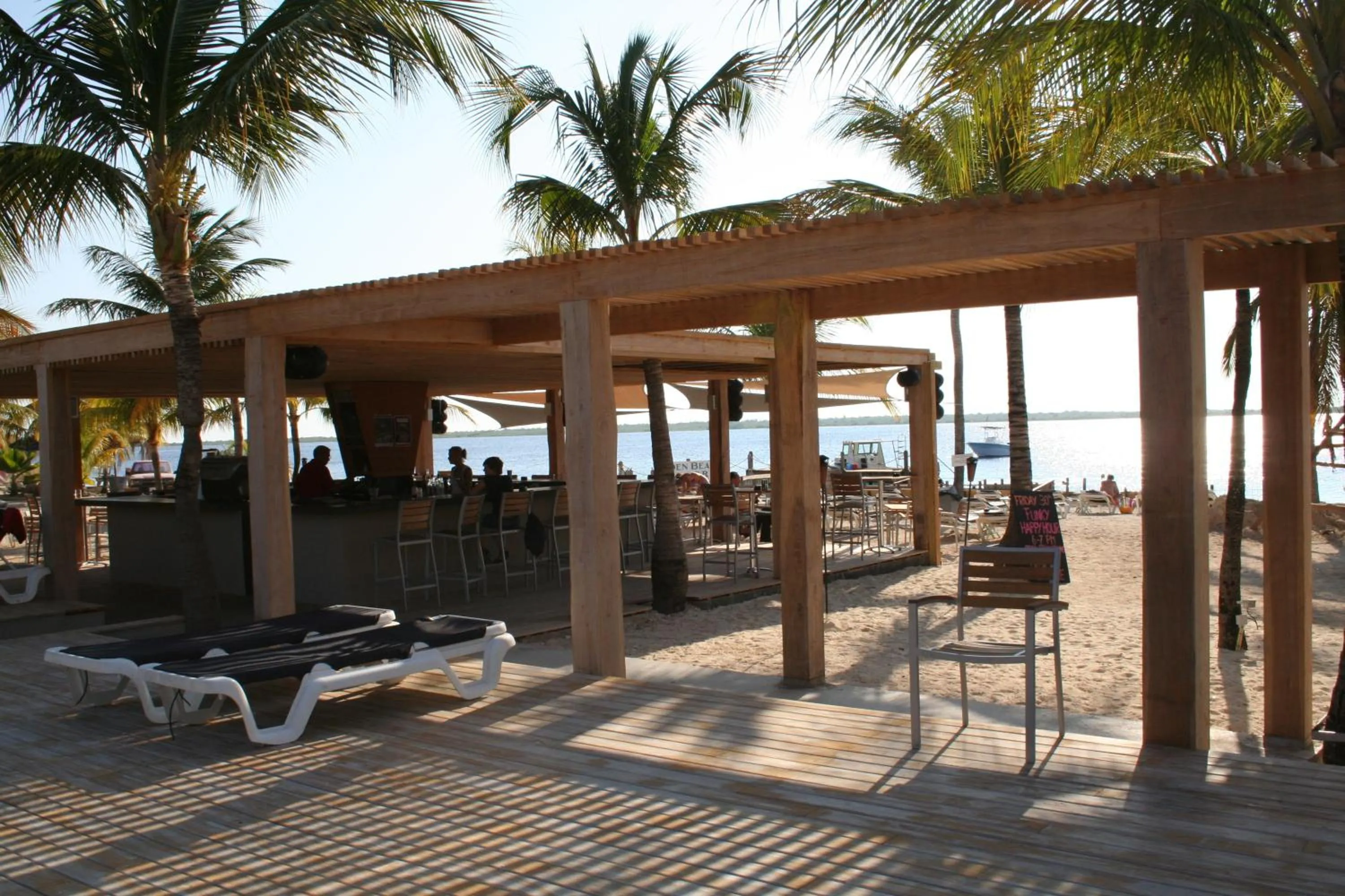 Restaurant/places to eat in Eden Beach Resort - Bonaire