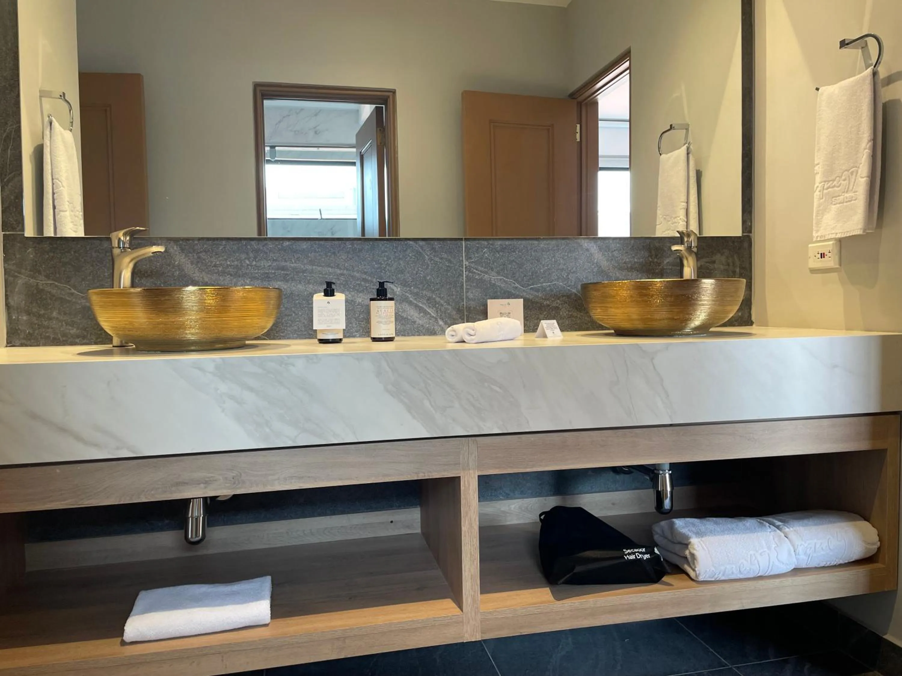 Bathroom in Hotel Parque 97